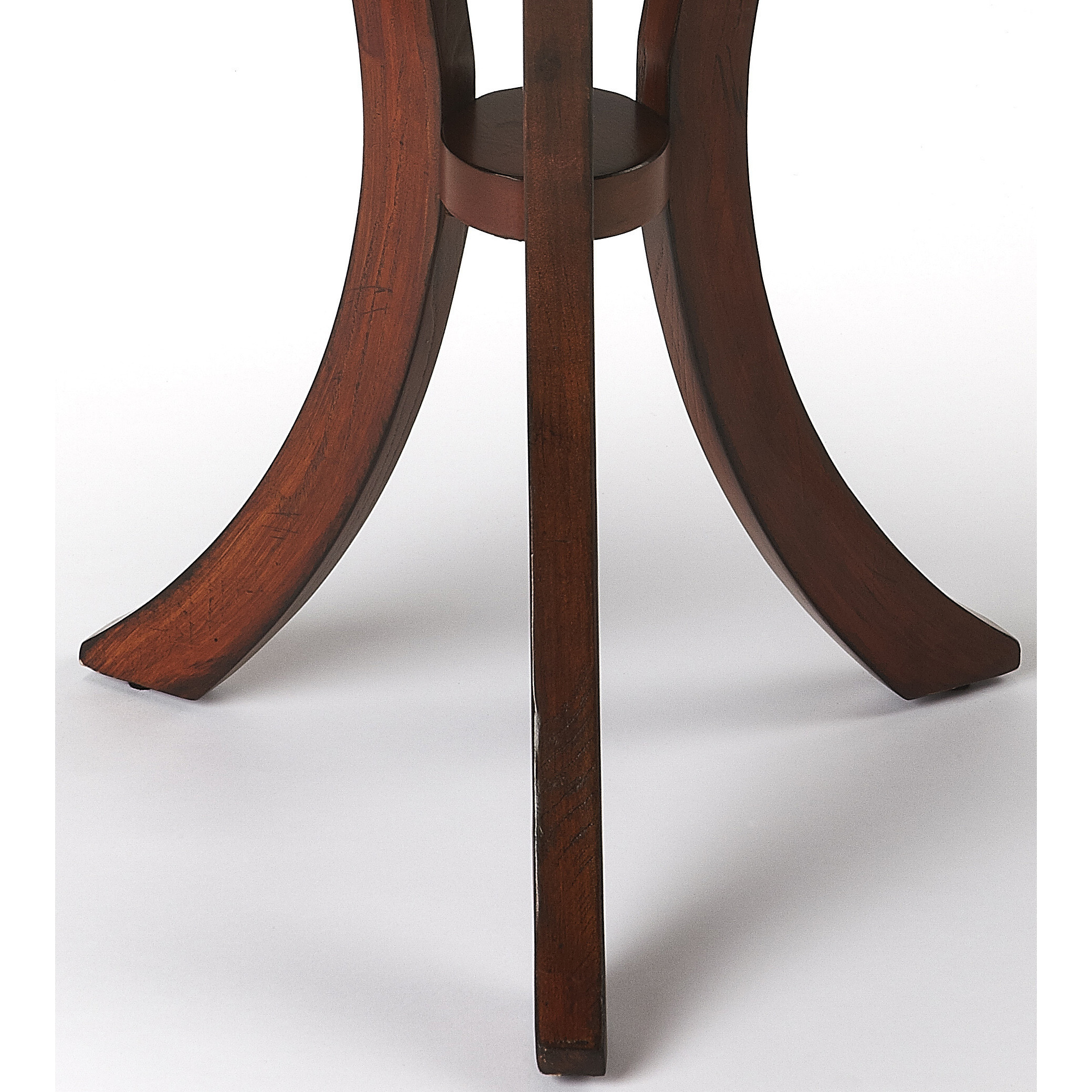 26 Medium Brown Manufactured Wood Round End Table