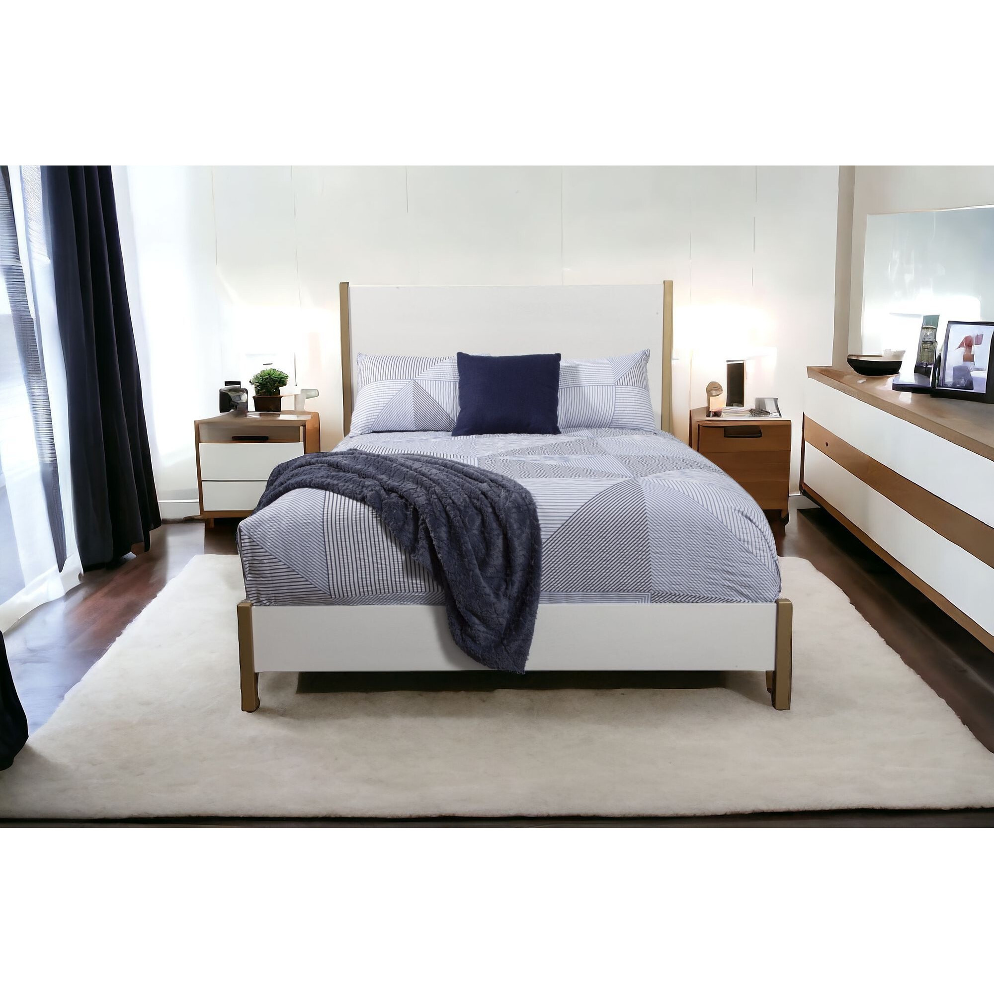 White Solid And Manufactured Wood Queen Bed