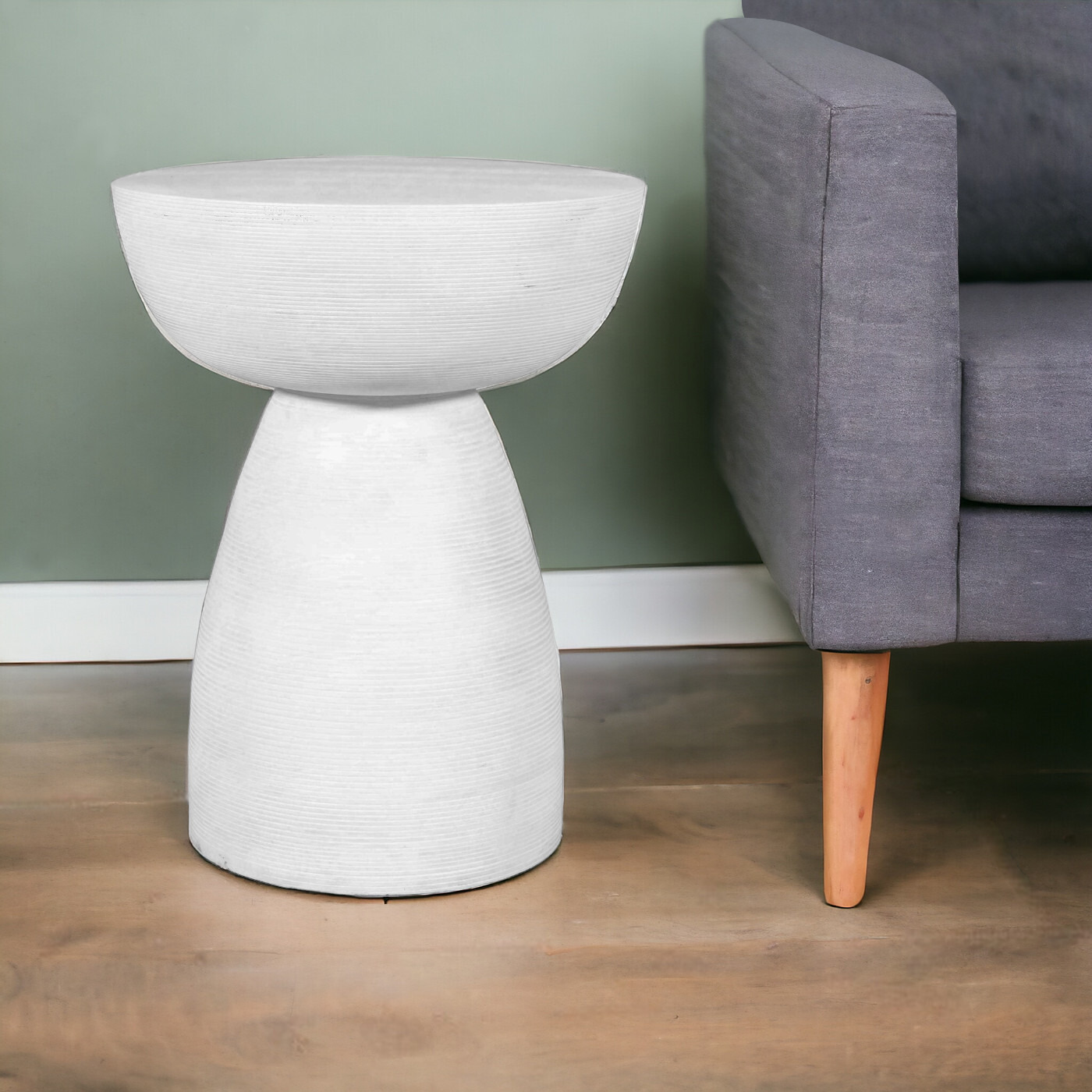 22"" White Distressed Solid Wood Round End Table