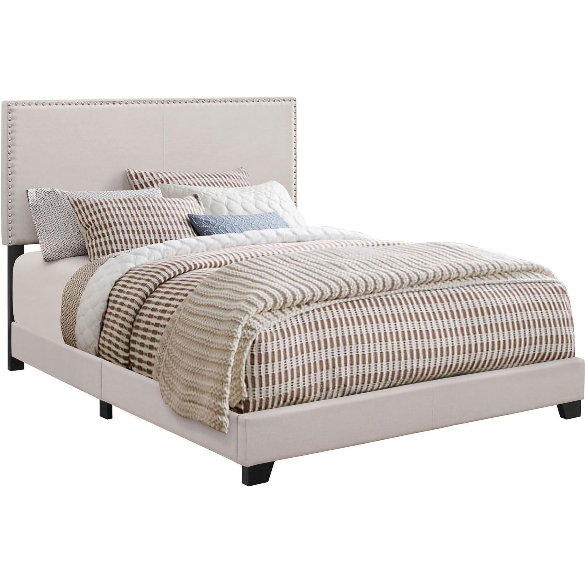 Ivory Queen Bed With Nailhead Trim