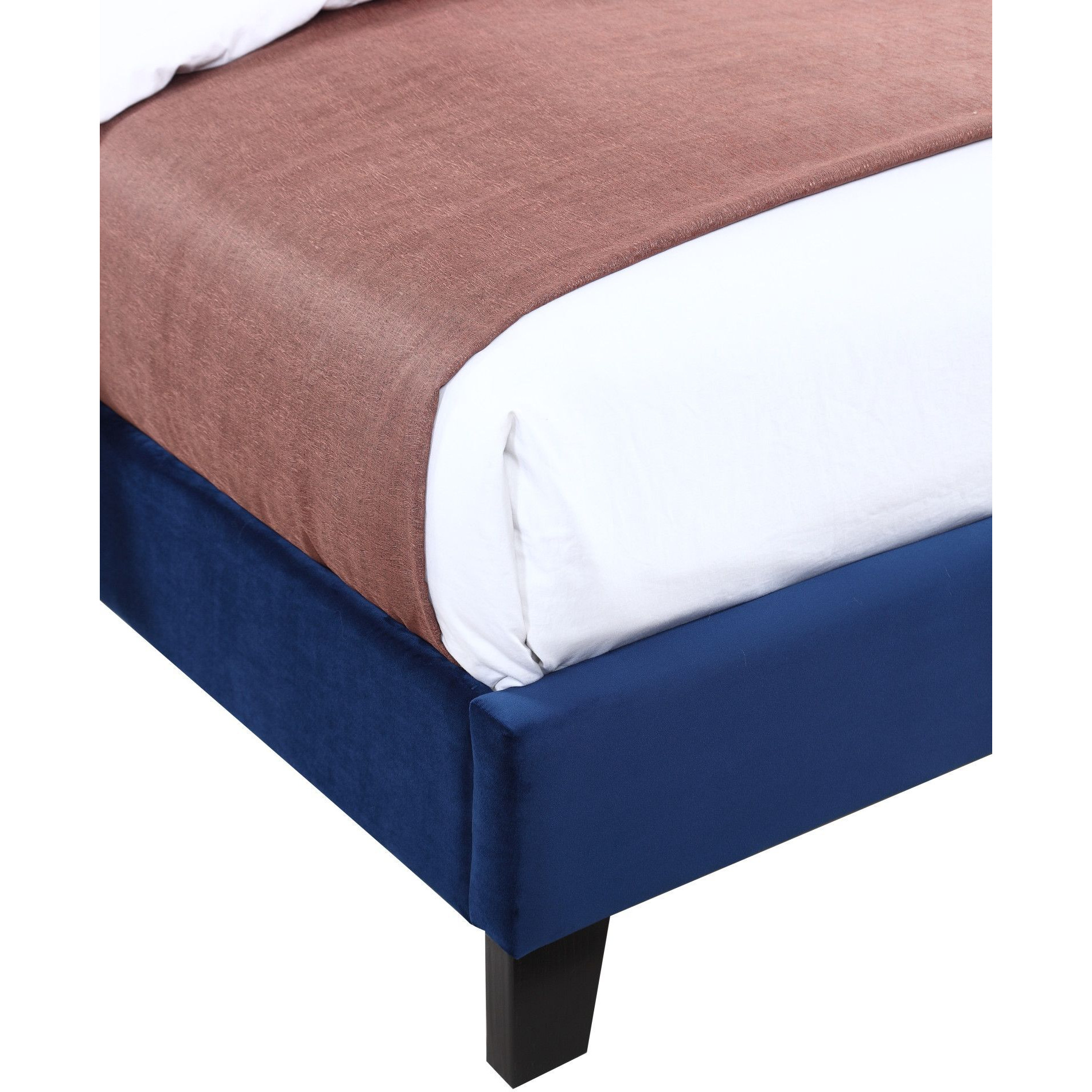 Wallace & Bay Luma Blue Queen Upholstered Bed