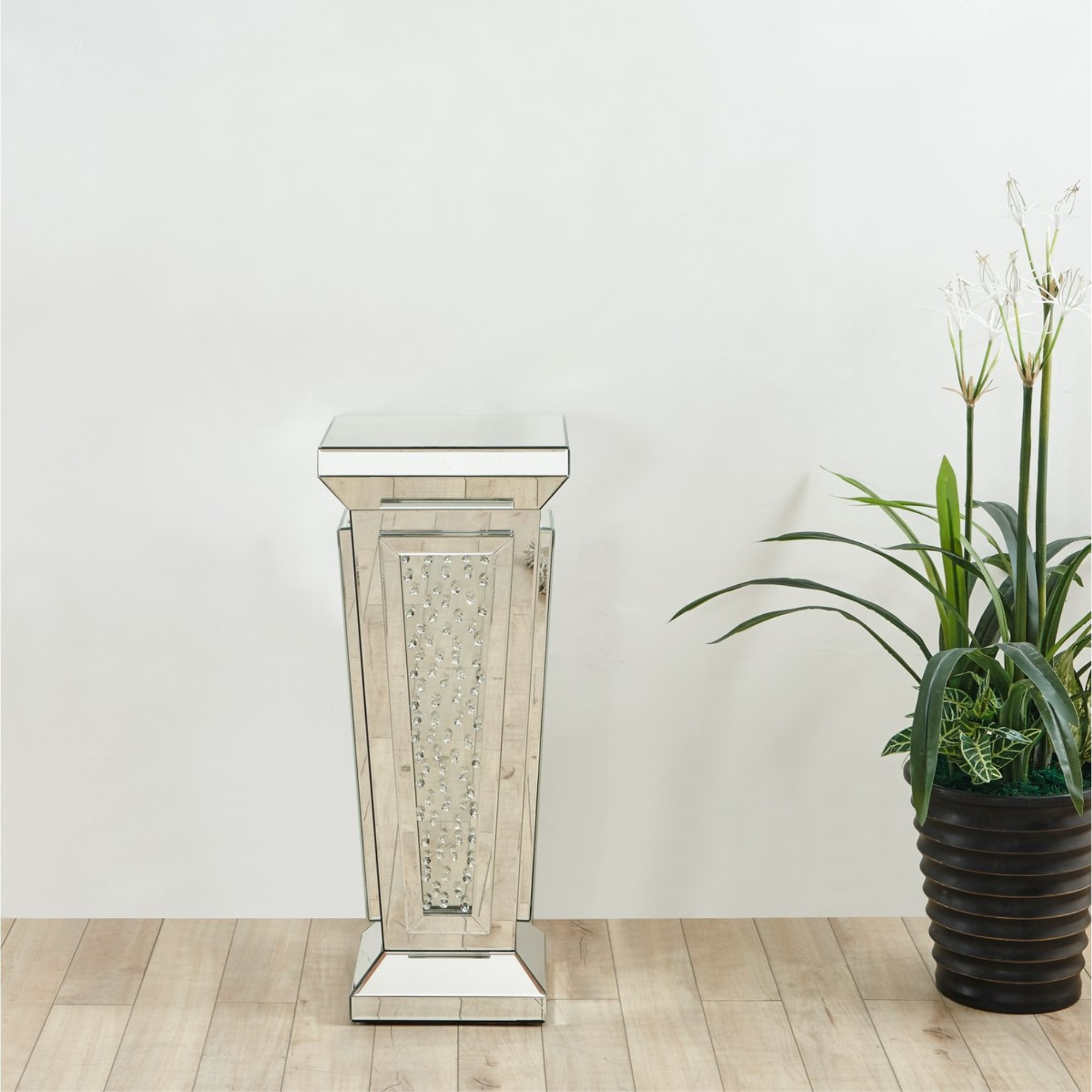 15 Inch Crystal End Table In Clear Mirror Finish