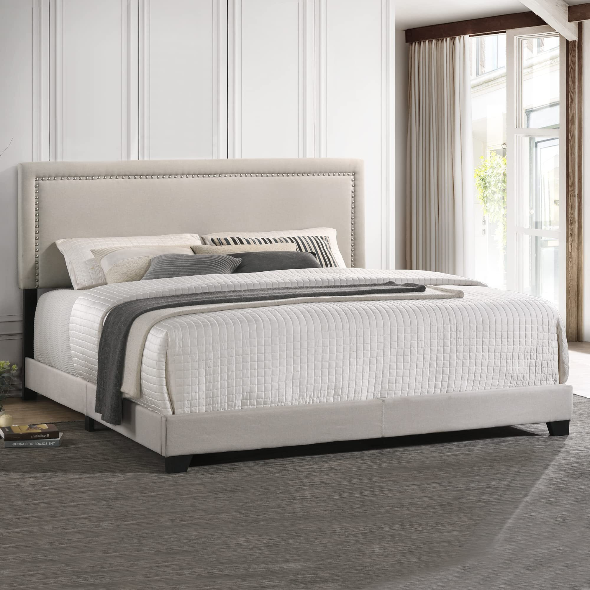 Zion King Uph Bed In Zion Fog Fabric