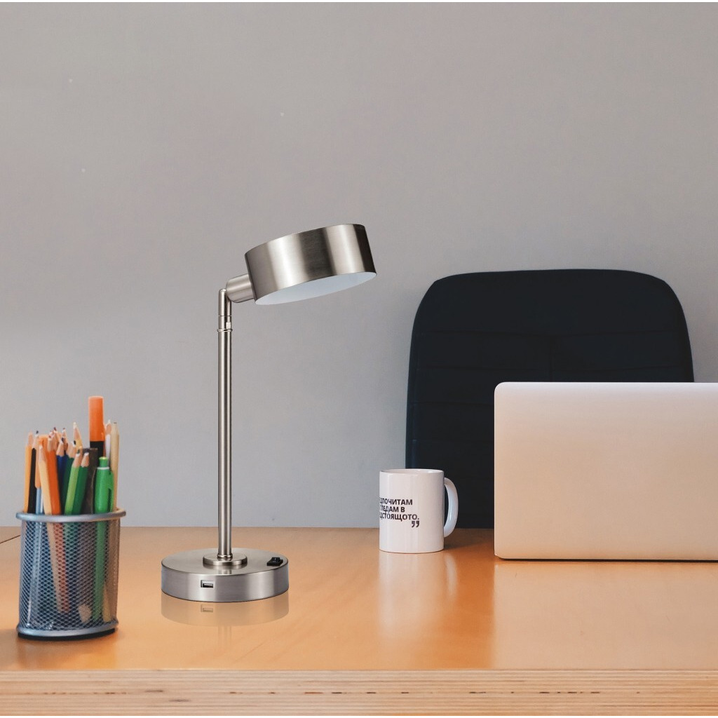 15"" Silver Metal Bedside Table Lamp With Silver Shade