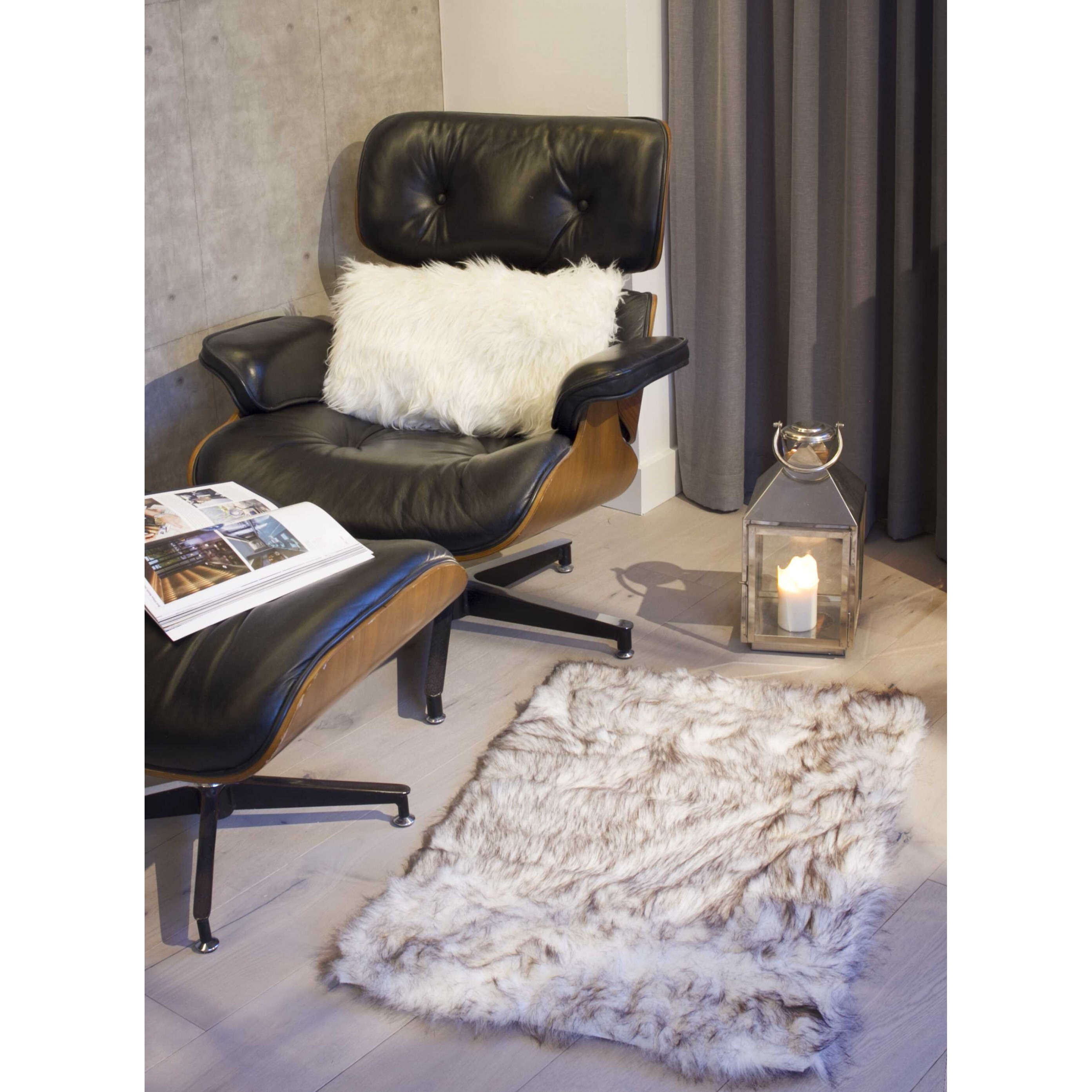 2' X 3' Ombre Brown Faux Sheepskin Area Rug