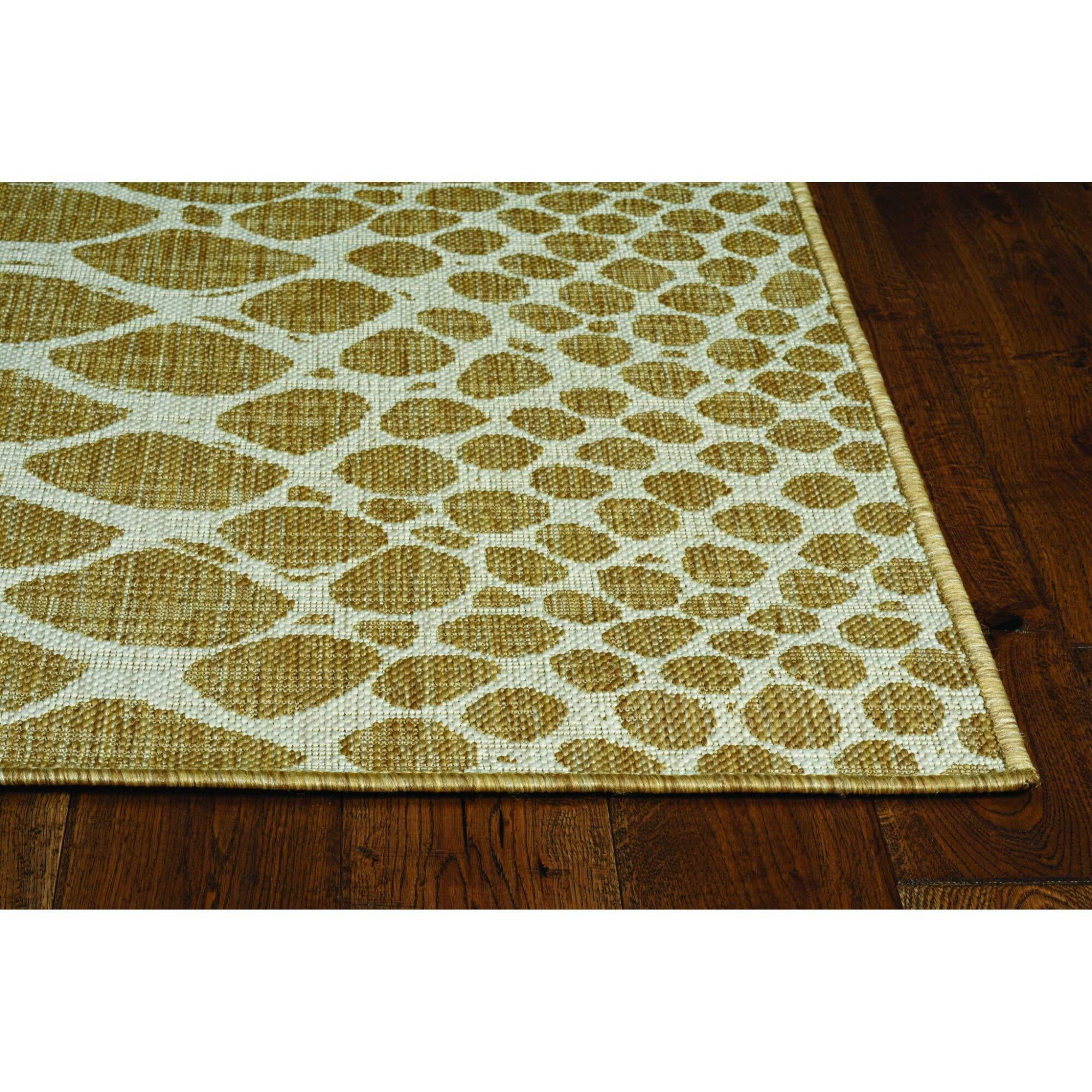 Homeroots 47 X 31 X 0.25 Natural Polypropylene Rug