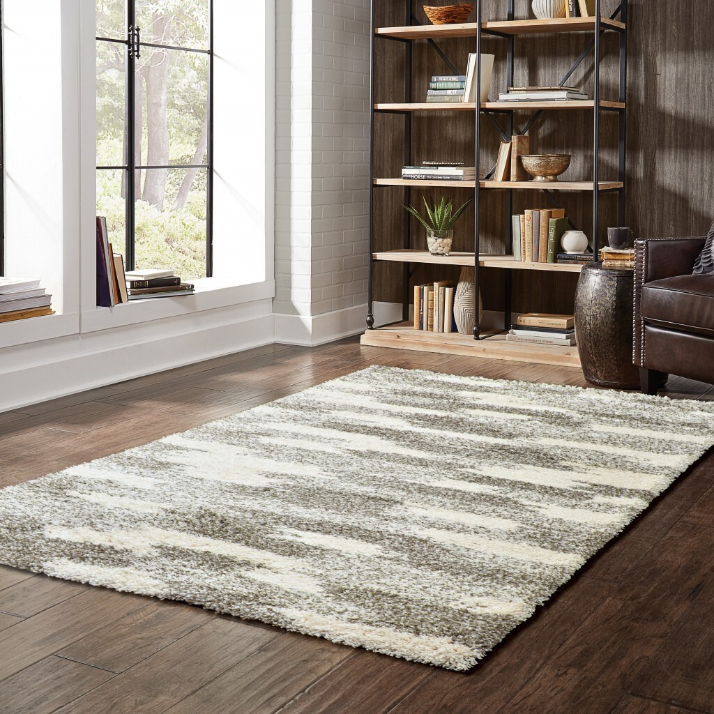 2 X 3 Gray And Ivory Geometric Pattern Scatter Rug