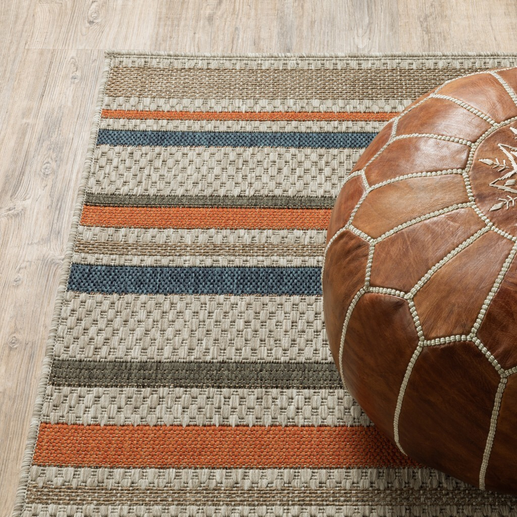 7' X 10' Grey Blue Geometric Indoor Outdoor Area Rug
