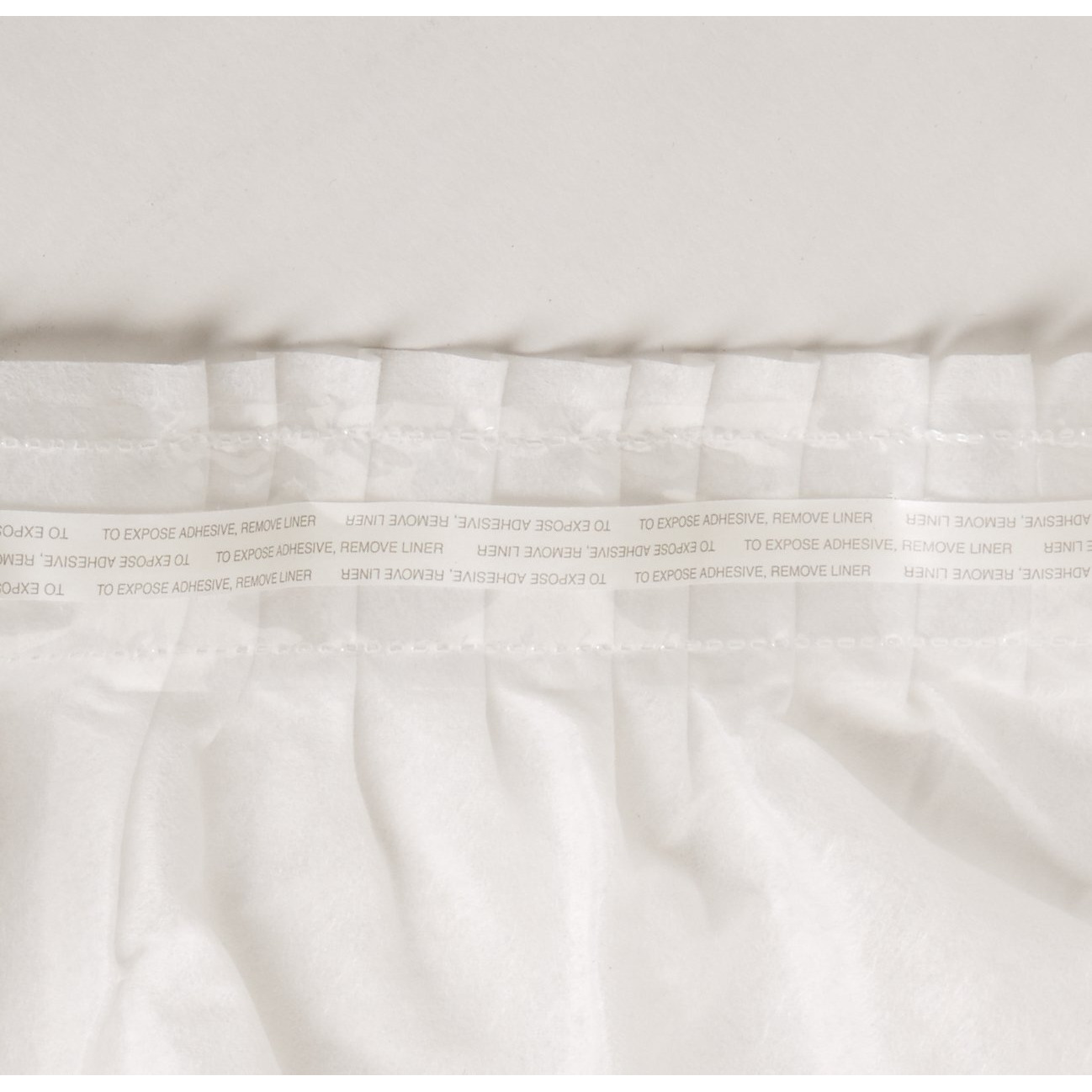 Tablemate LS2914WH Table Set Linen-Like Table Skirting  29   x 14   White