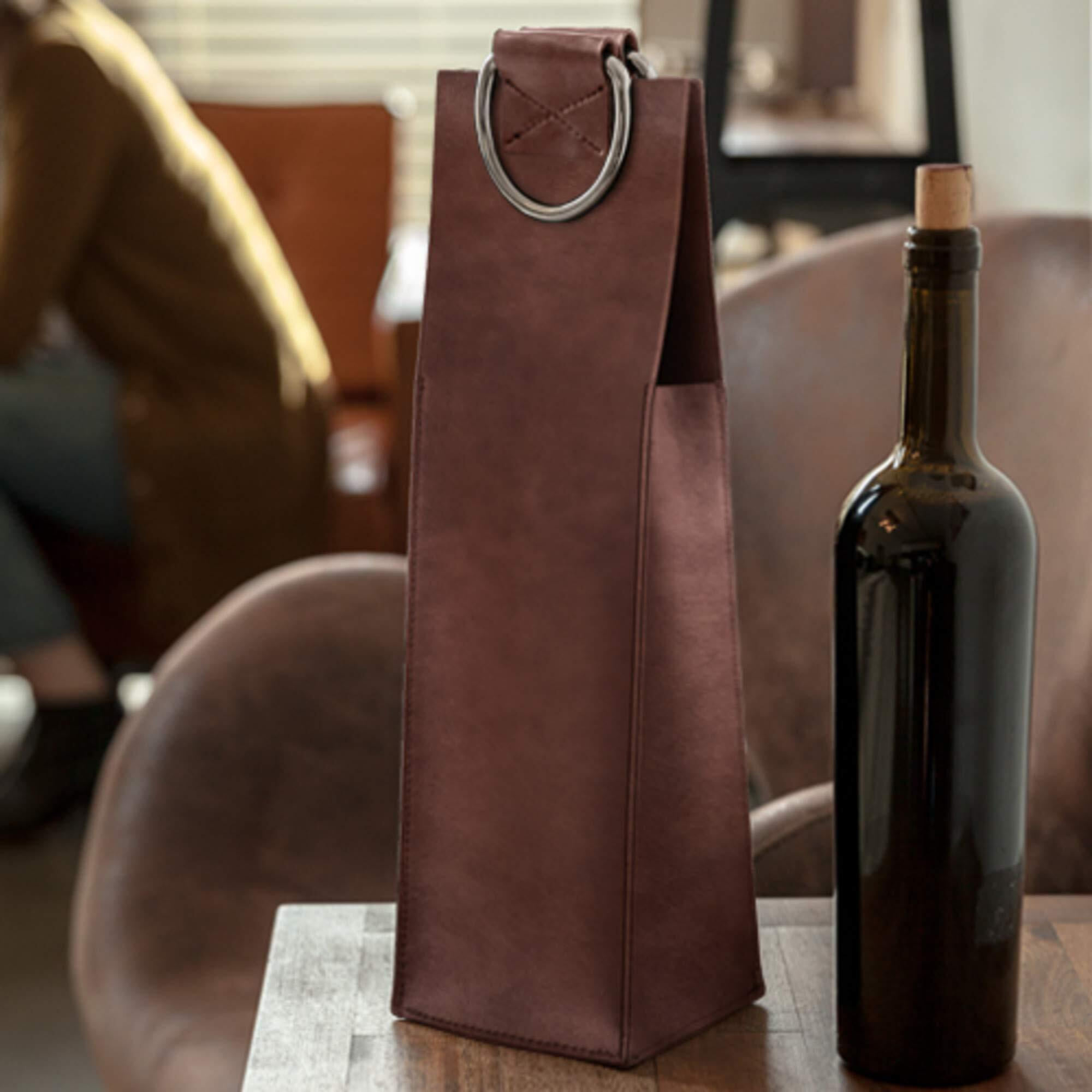 True Fabrications 2462 Manhattan Traveler Bottle carrier