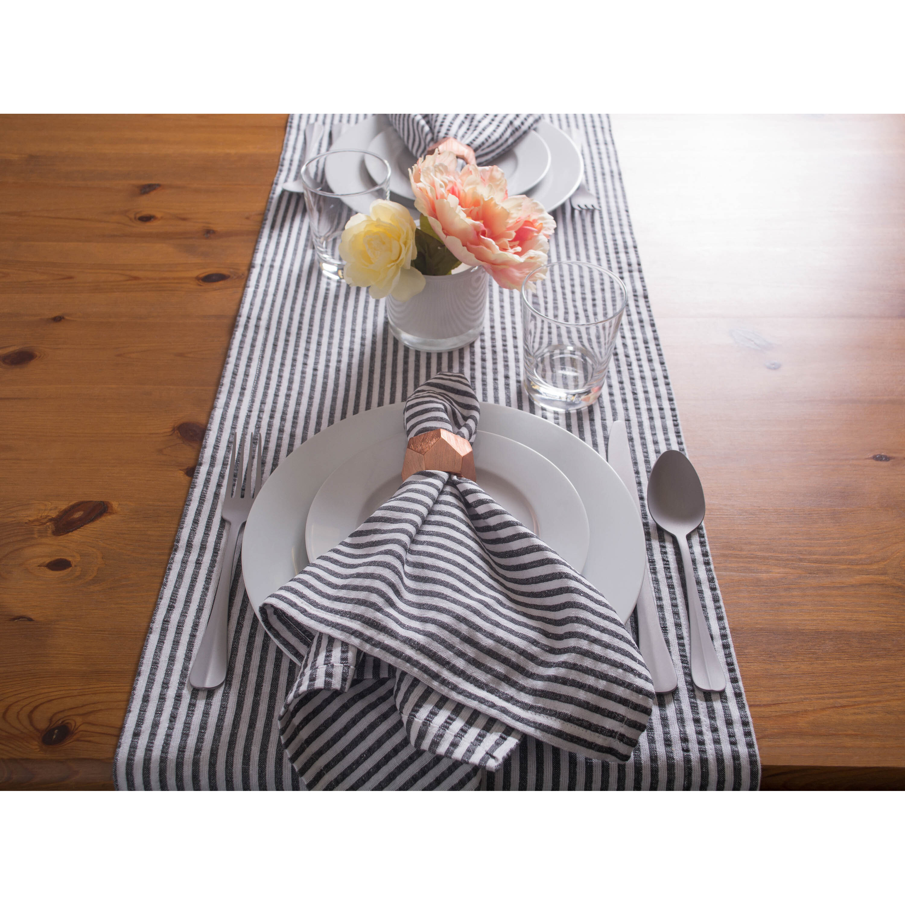 DII Mineral Seersucker Table Runner