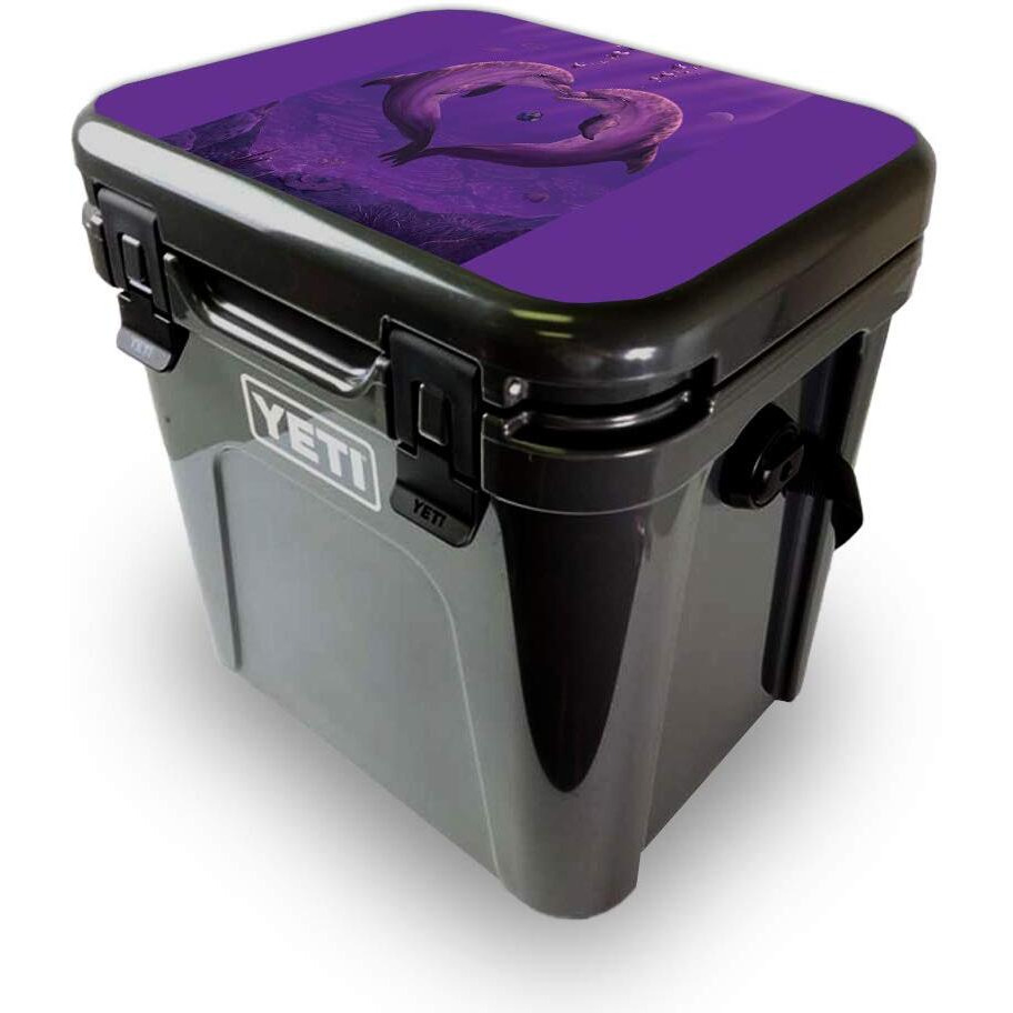 MightySkins YEROA24LID-Sea Of Hearts Skin for Yeti Roadie 24 Hard cooler Lid - Sea of Hearts