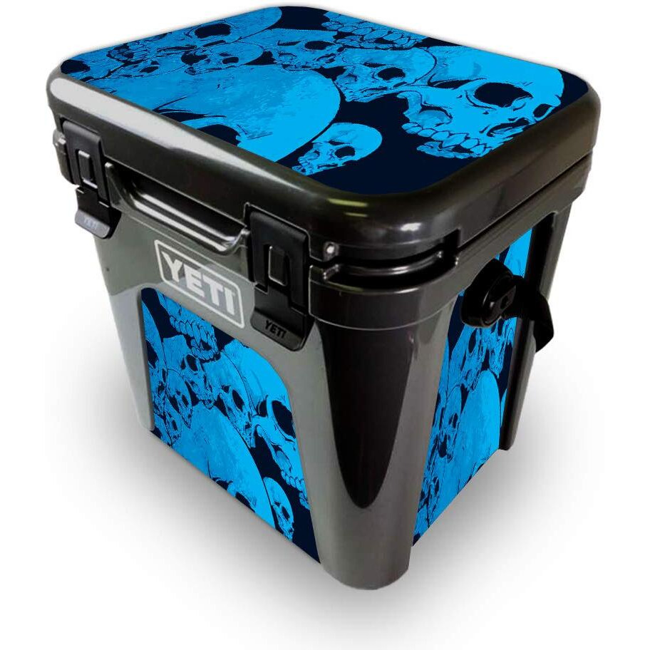MightySkins YEROAD24-Blue Skulls Skin for Yeti Roadie 24 Hard cooler - Blue Skulls