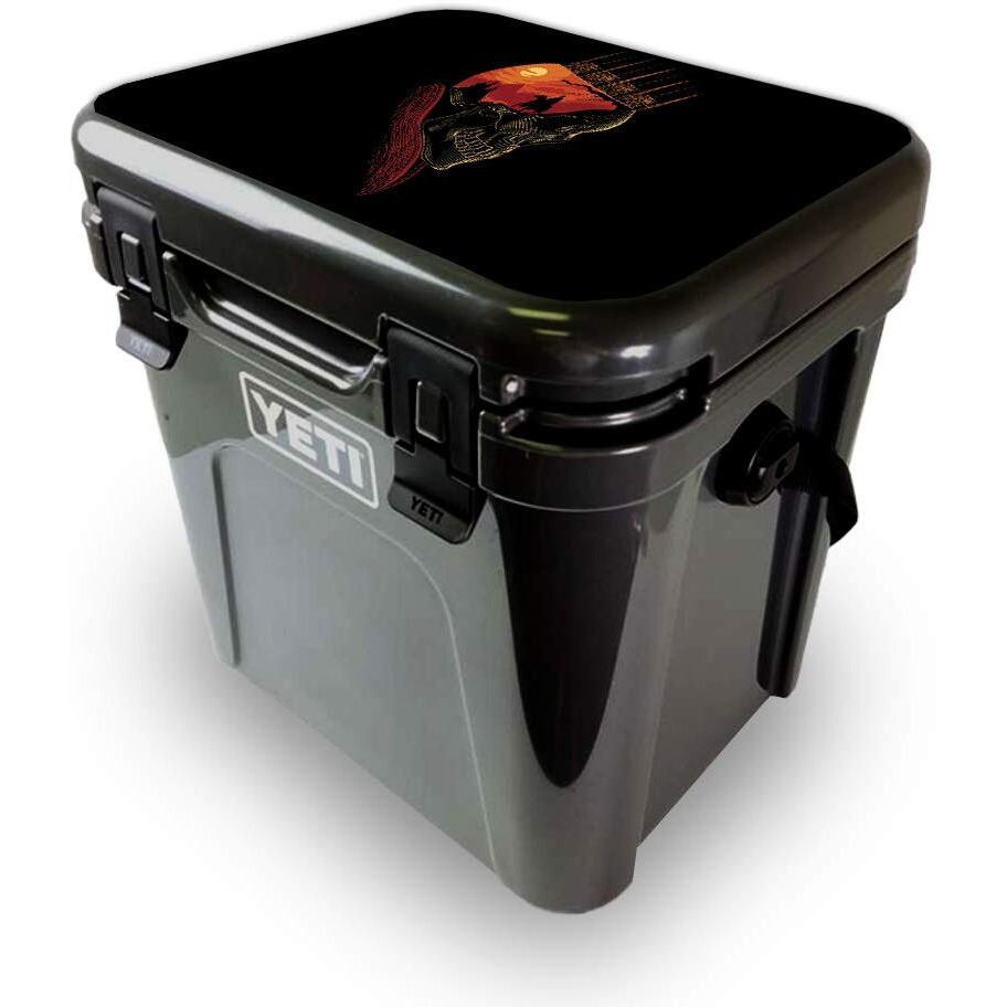 MightySkins YEROA24LID-King Nothing Skin for Yeti Roadie 24 Hard cooler Lid - King Nothing