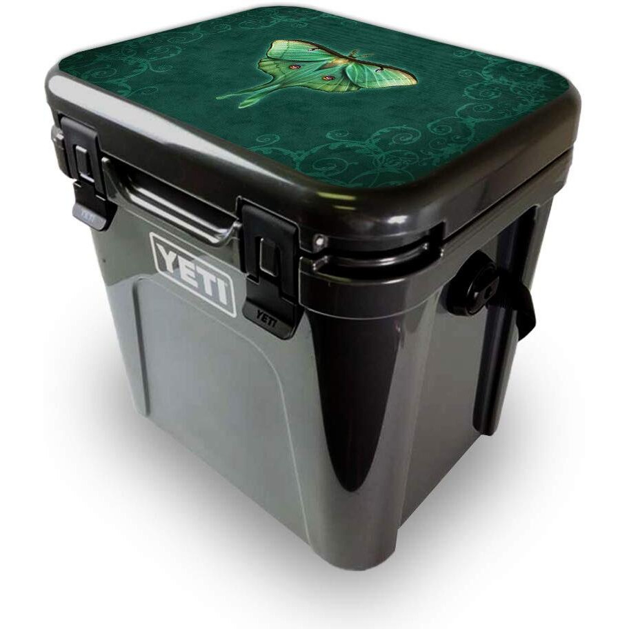 MightySkins YEROA24LID-Luna Moth Skin for Yeti Roadie 24 Hard cooler Lid - Luna Moth