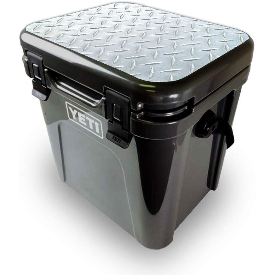 MightySkins YEROA24LID-Diamond Plate Skin for Yeti Roadie 24 Hard cooler Lid - Diamond Plate