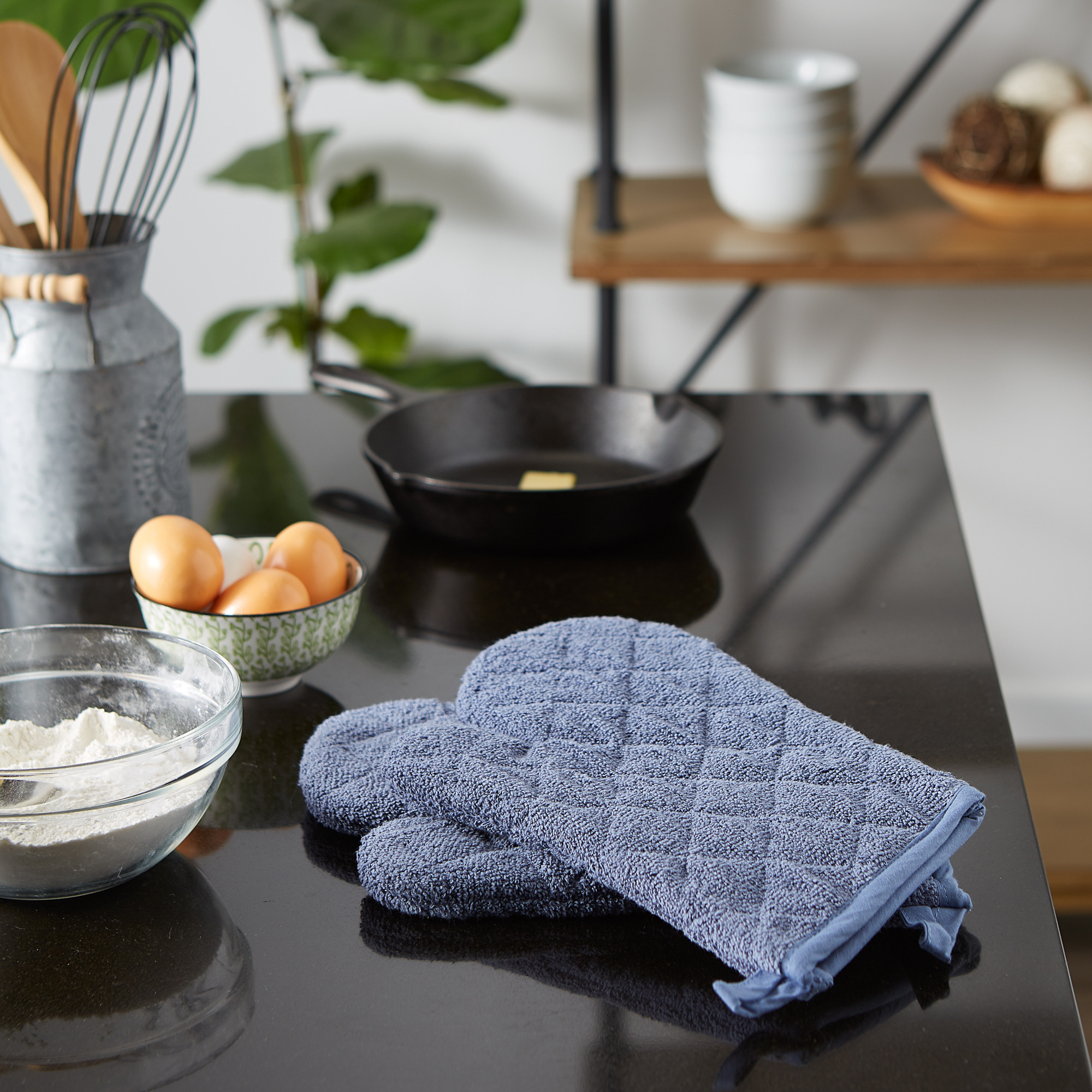 STONEWASH BLUE TERRY OVEN MITT SET/2