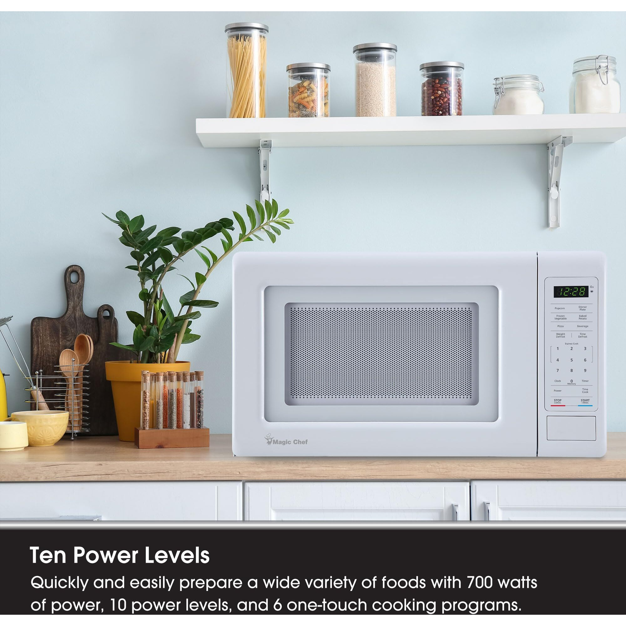 0.7 Cu Ft Countertop 700 Watt Digital Touch