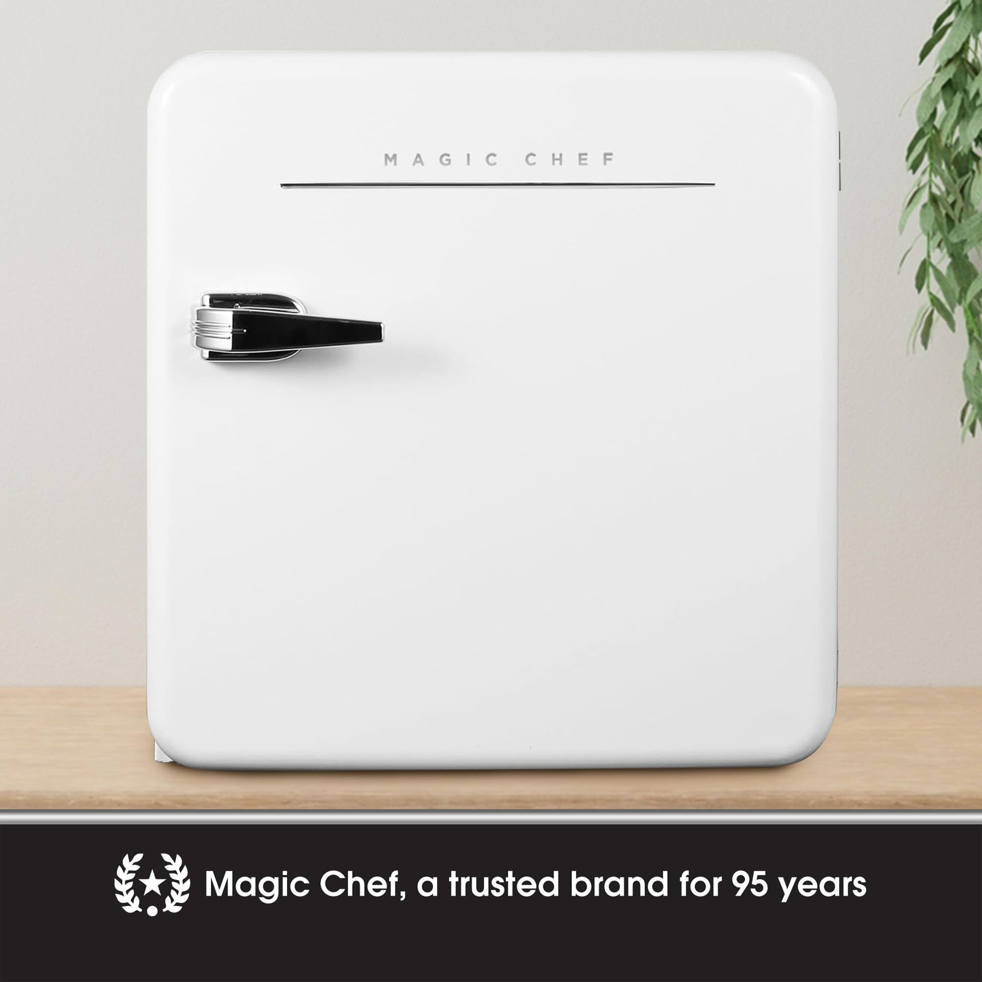 1.6 Cu Ft Refrigerator Manual Defrost Retro