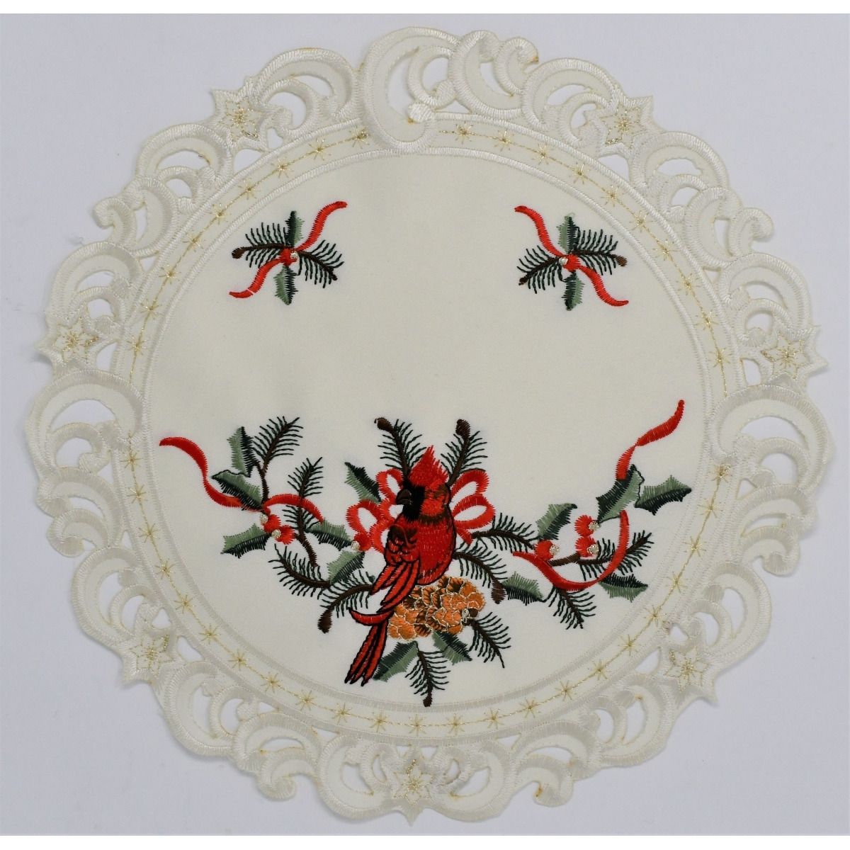 12 in. Cardinal & Pine Cone on Branches Doily