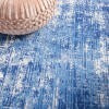 5 X 7 Blue And Ivory Abstract Splash Area Rug