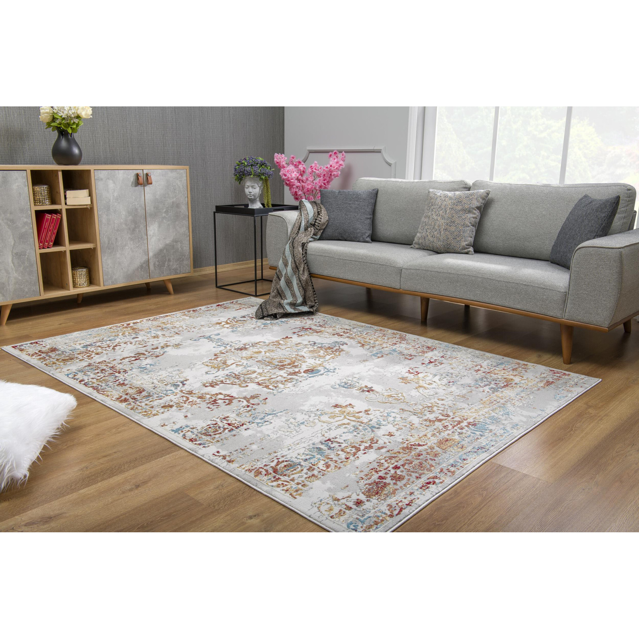 4 X 6 Gray And Beige Distressed Ornate Area Rug