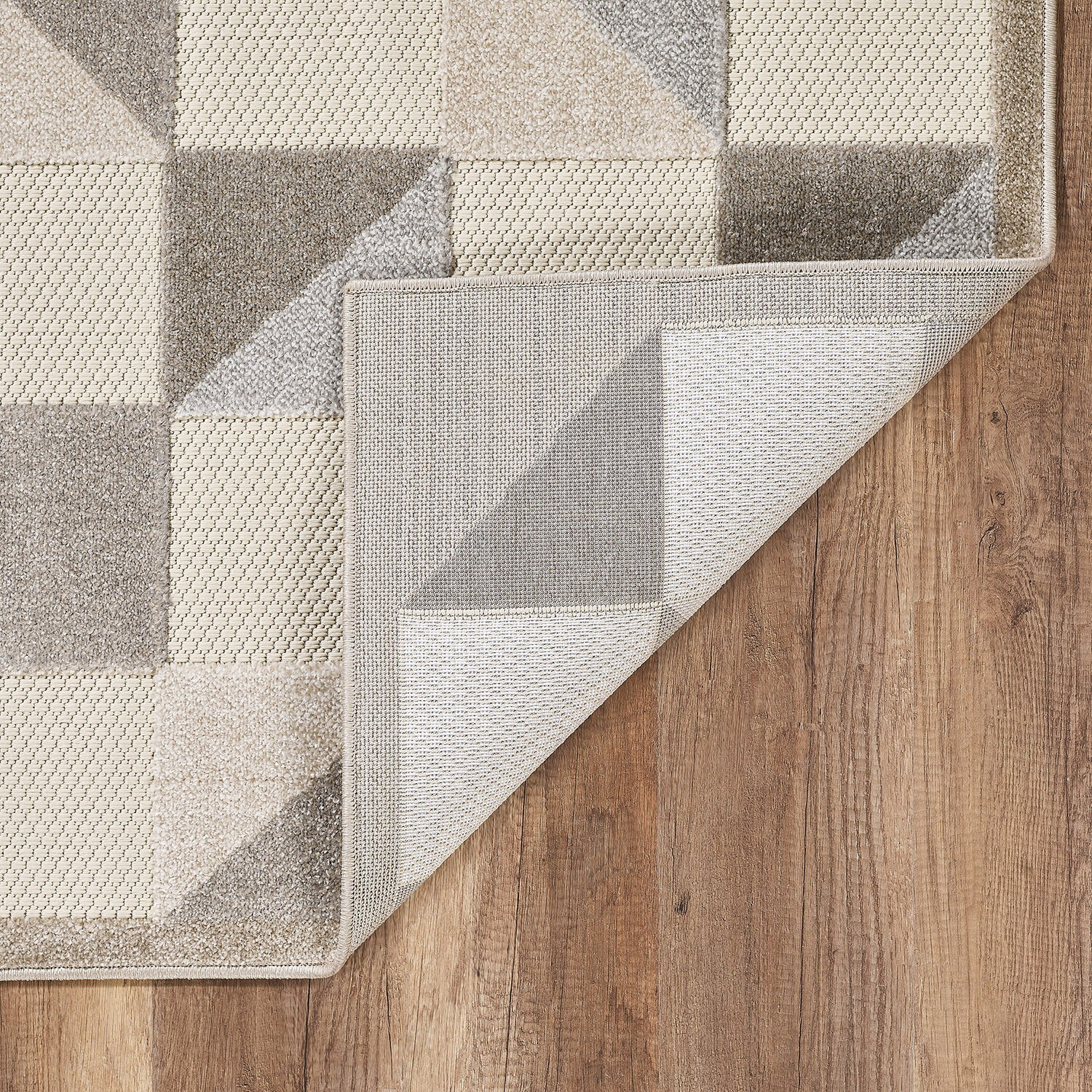 2 x 4 Gray Triangle Indoor Outdoor Area Rug