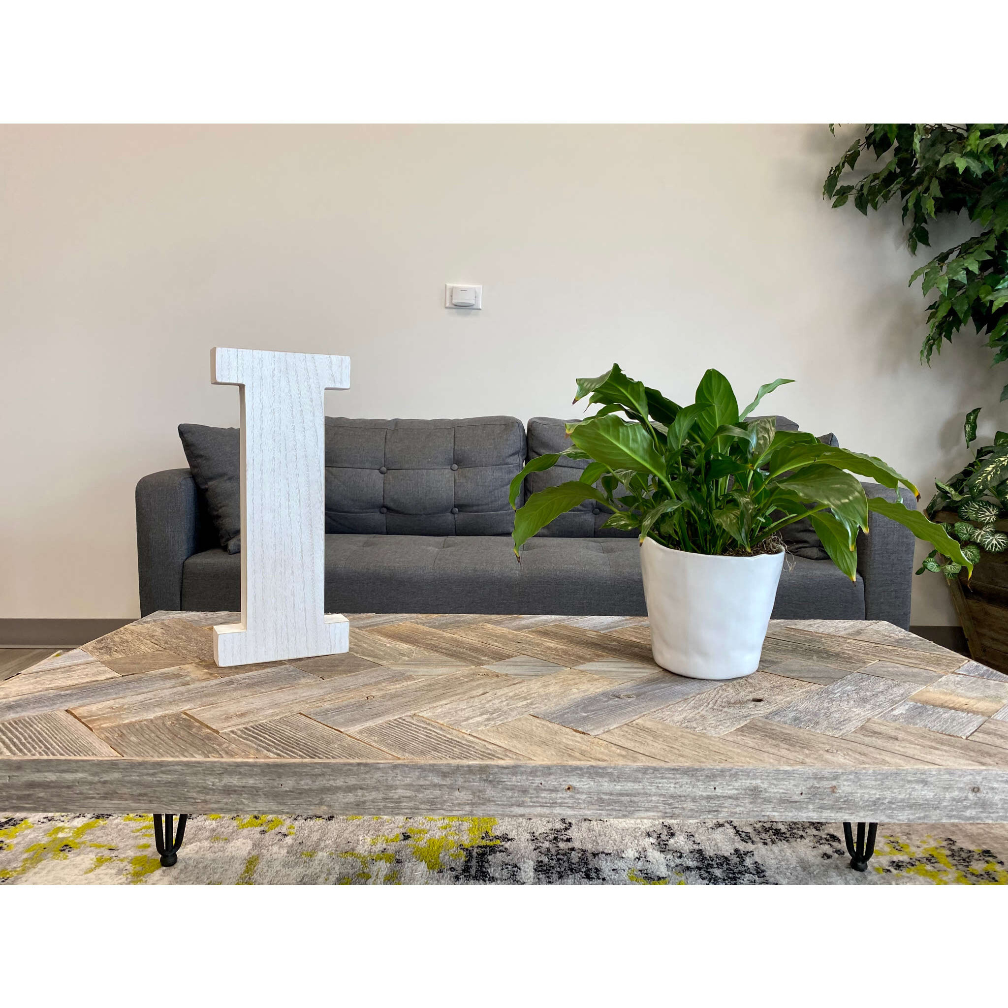 16" Distressed White Wash Wooden Initial Letter I Sculpture
