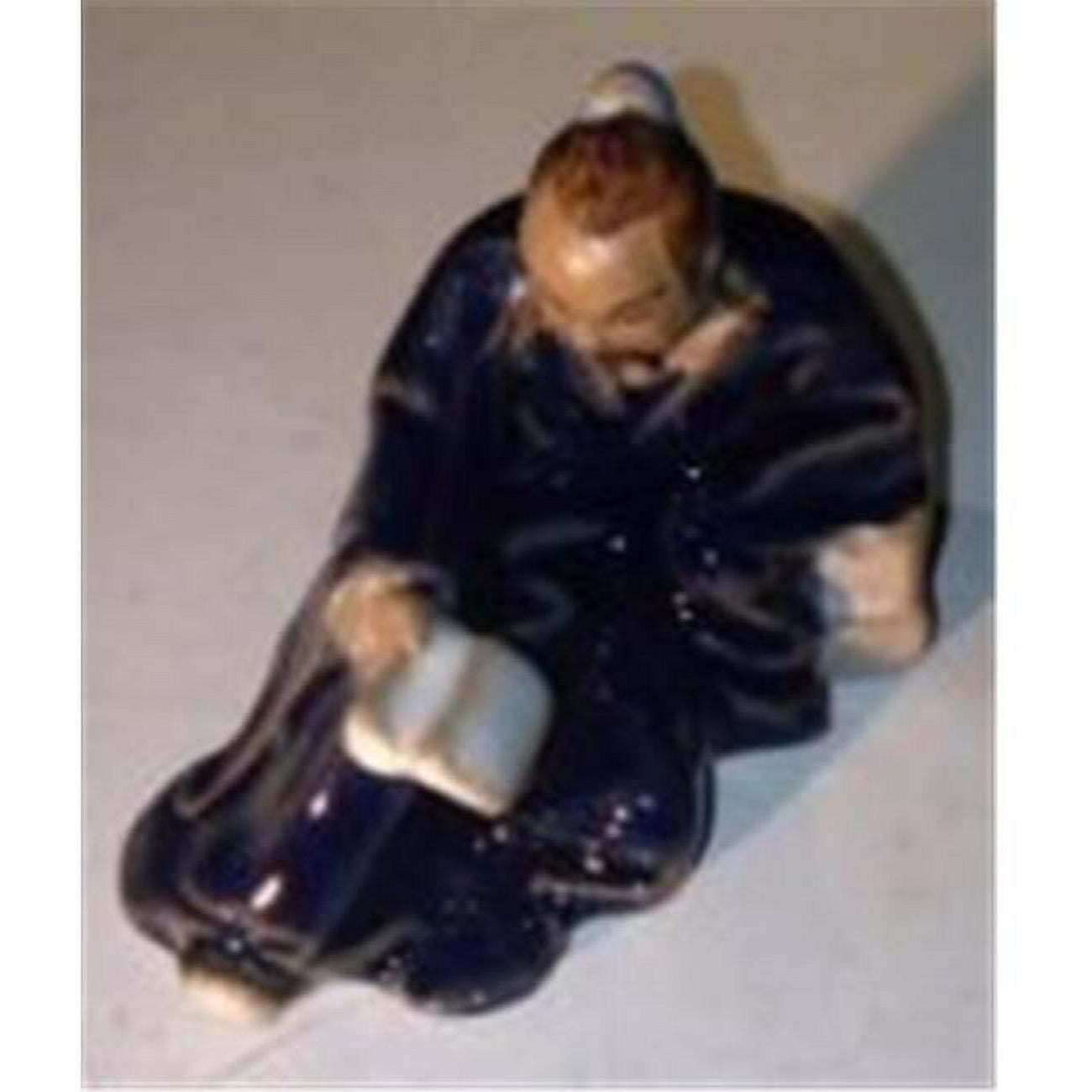 Bonsai Boy e3280 ceramic Figurine - Man Reading Book
