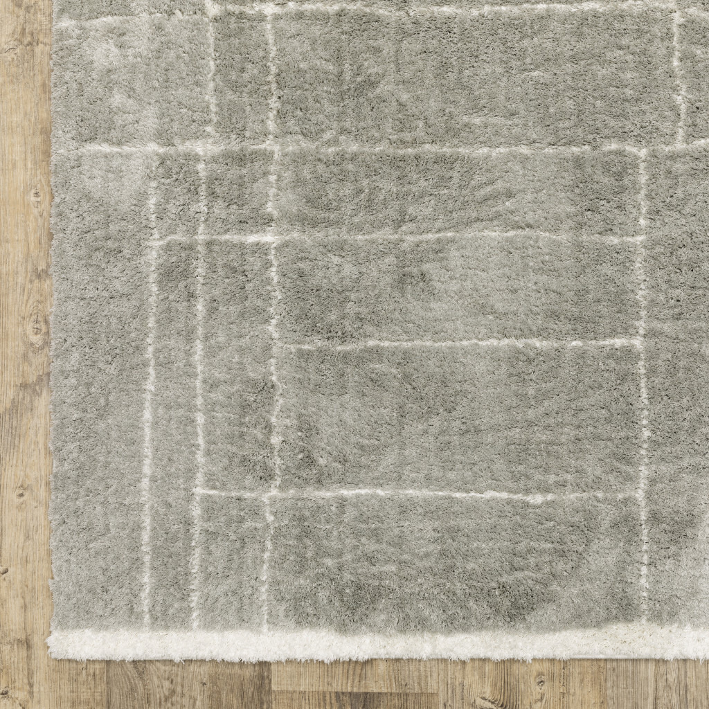 5 X 8 grey And Ivory geometric Shag Power Loom Stain Resistant Area Rug