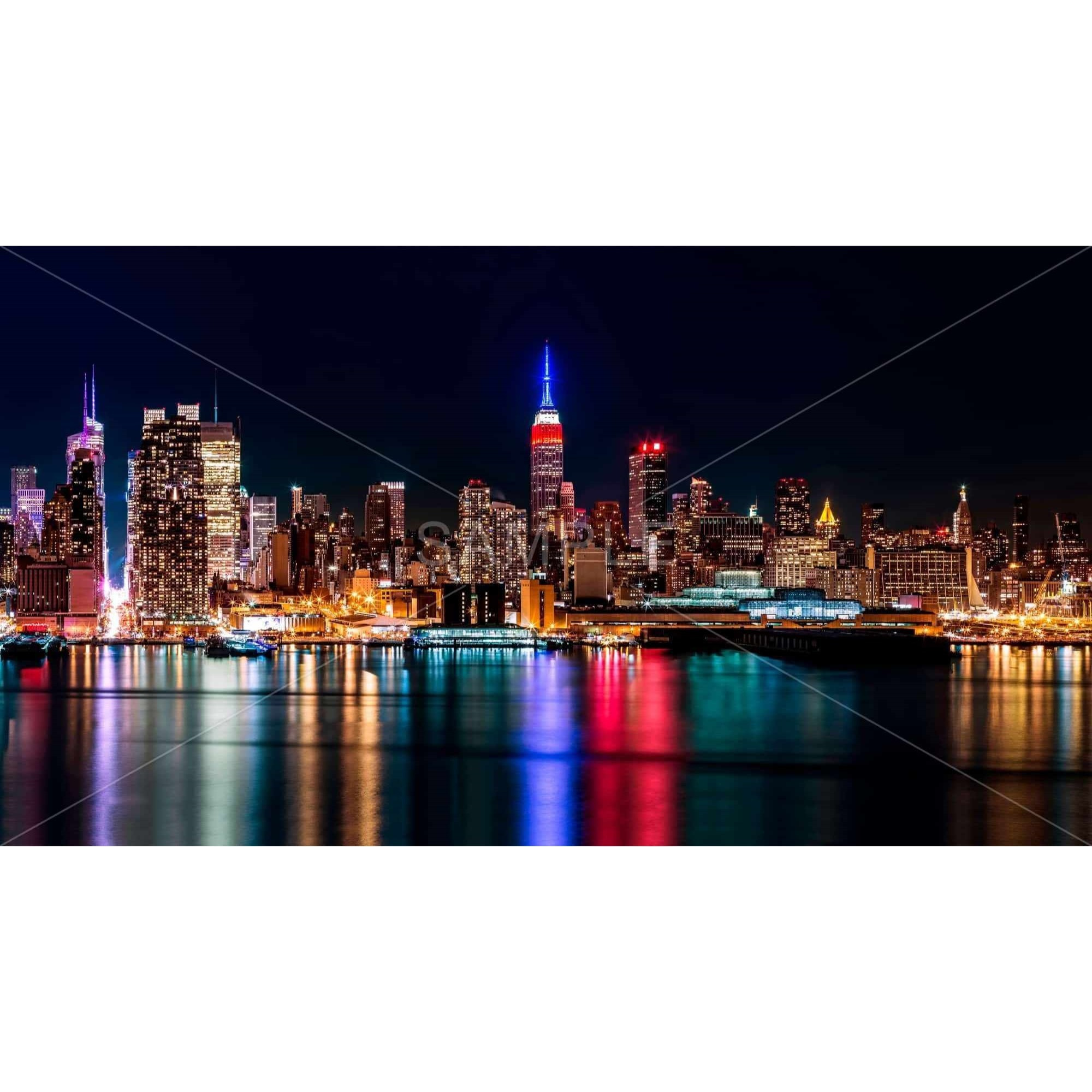 New York City Skyline - Framed Print on canvas by Begin Edition
