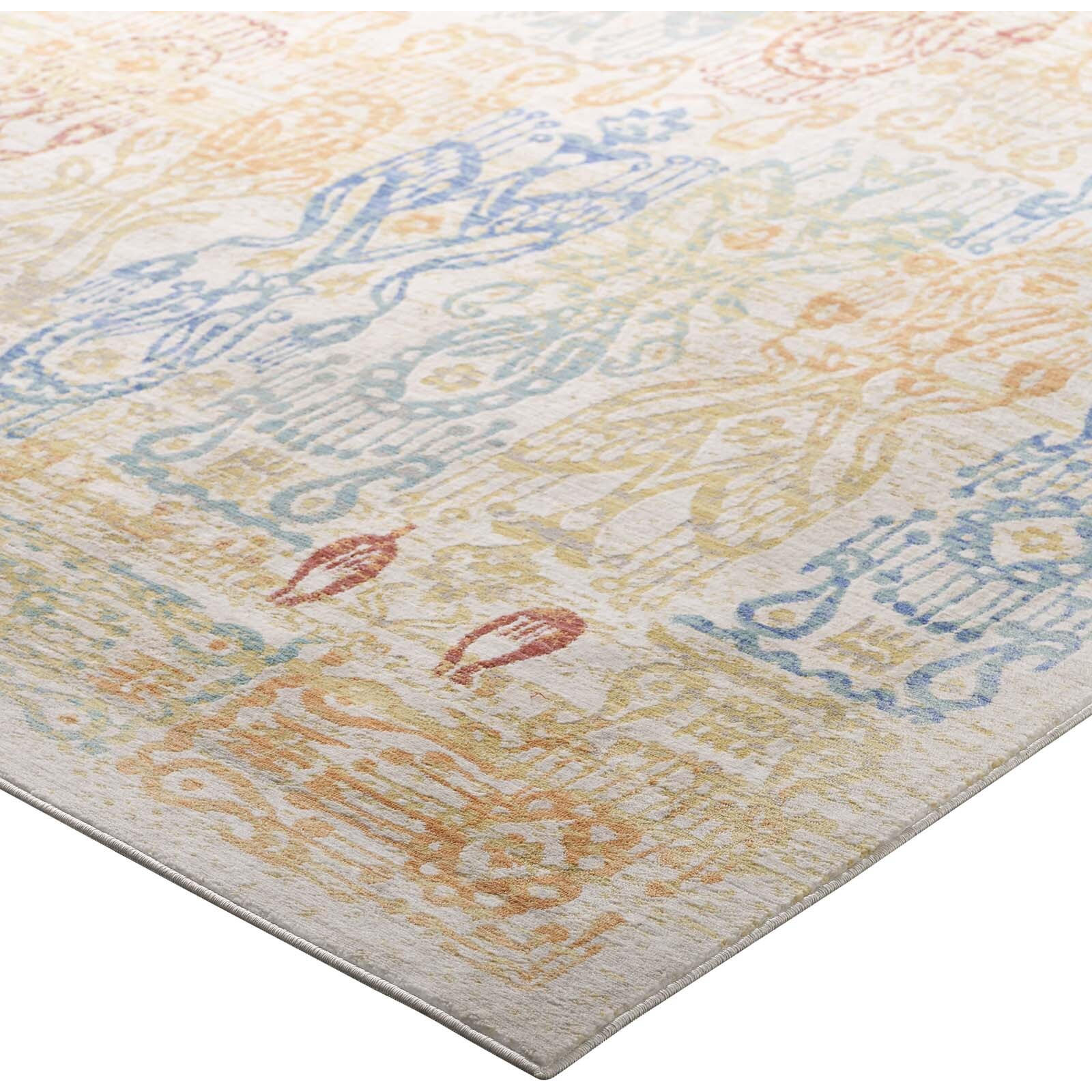 Solimar Distressed Southwestern Aztec 5x8 Area Rug - Multicolored