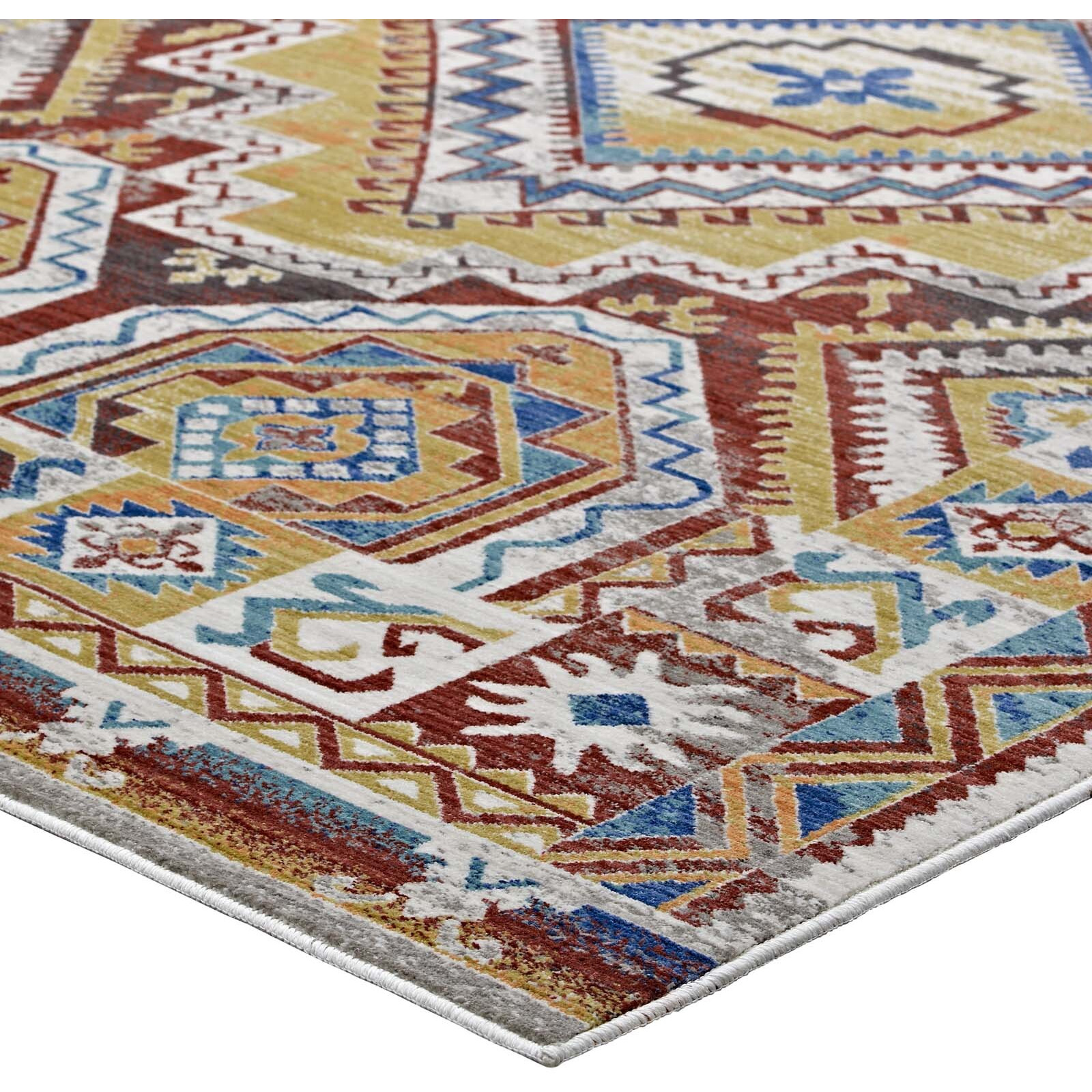 Florita Distressed Southwestern Aztec 5x8 Area Rug - Multicolored