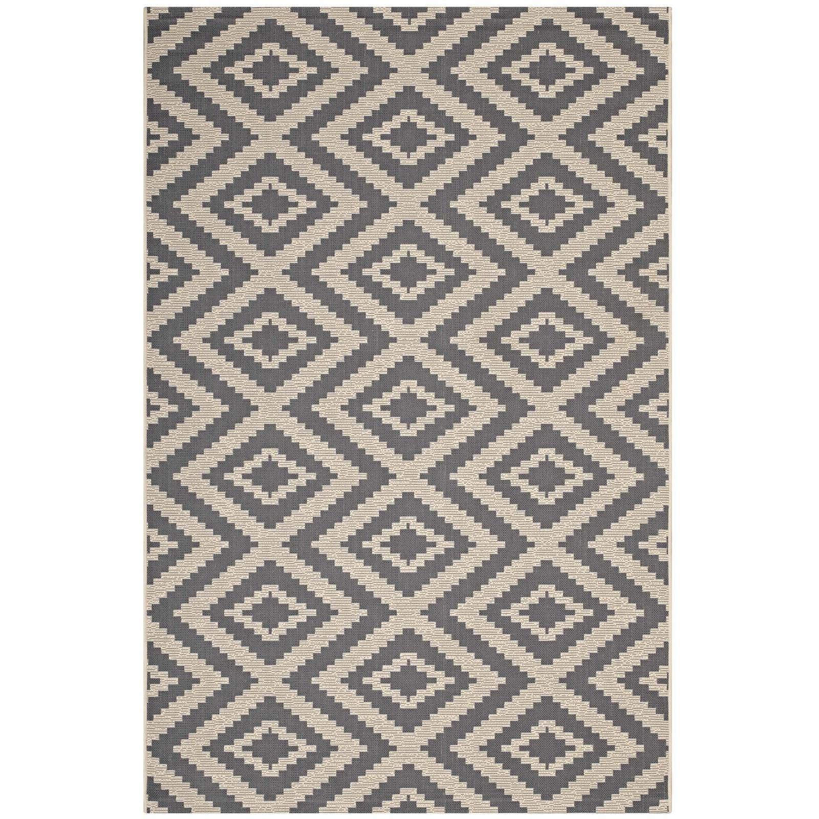 Jagged Geometric Diamond Trellis 8x10 Indoor and Outdoor Area Rug - Gray and Beige