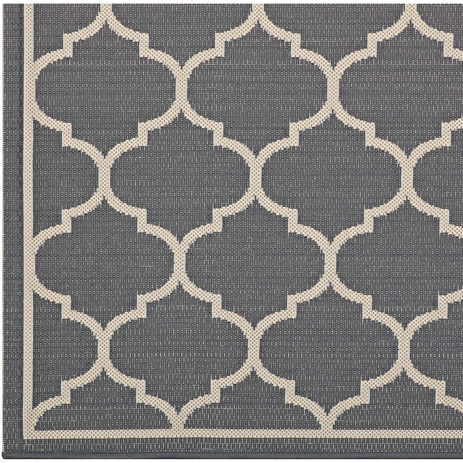 Avena Moroccan Quatrefoil Trellis 5x8 Indoor and Outdoor Area Rug - Gray and Beige