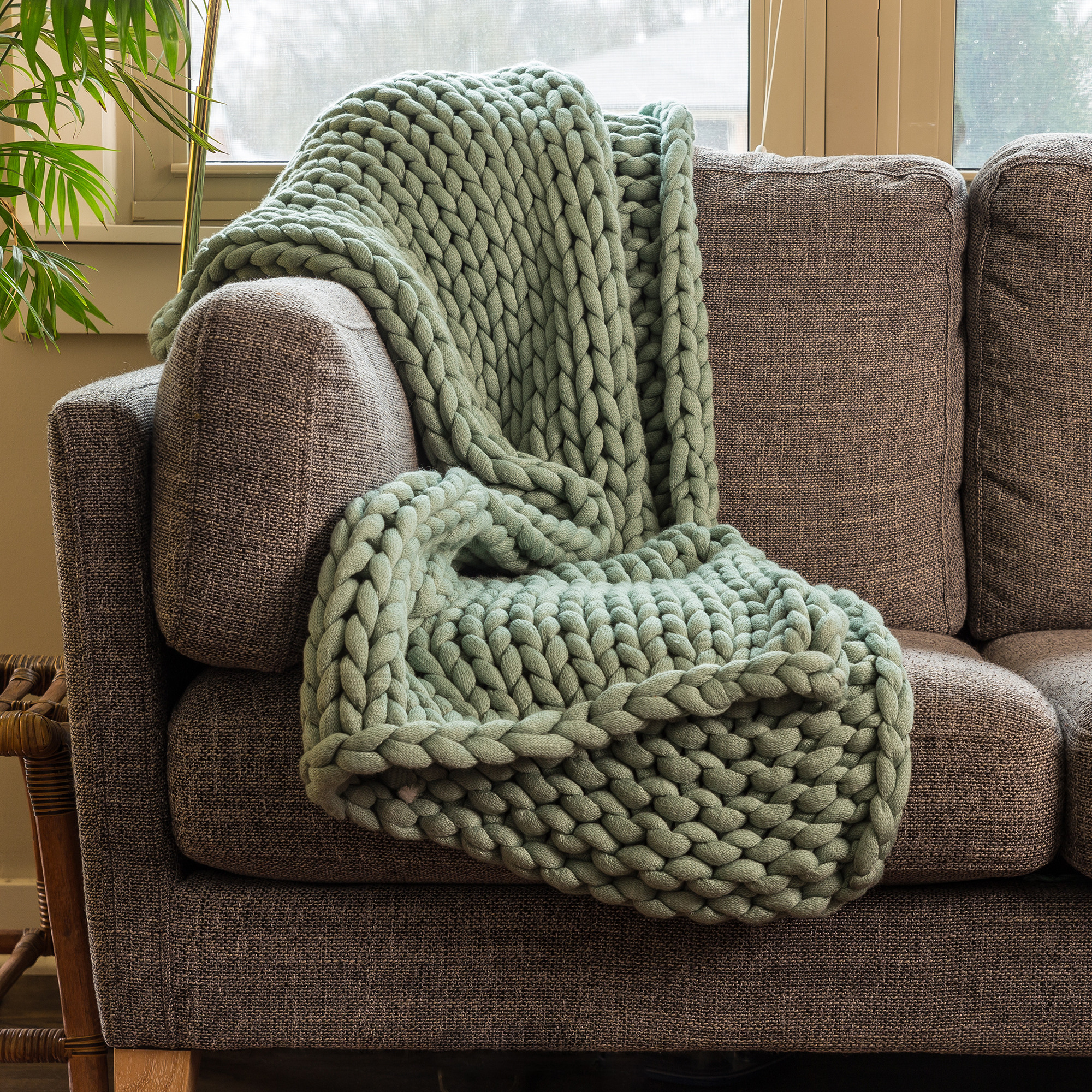Chunky knit throw