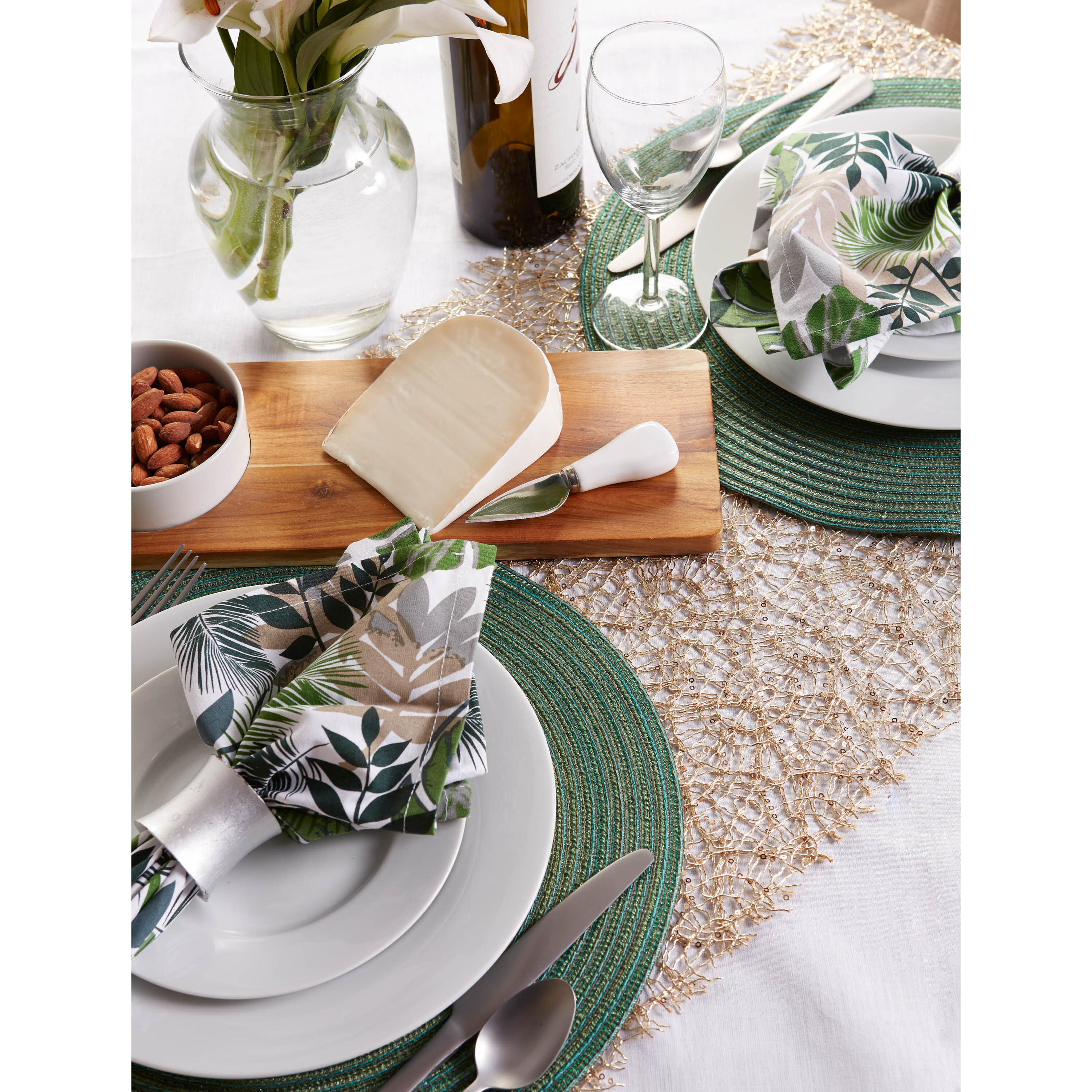 DII Variegated Green Lurex Round Polypropylene Woven Placemat (Set of 6)