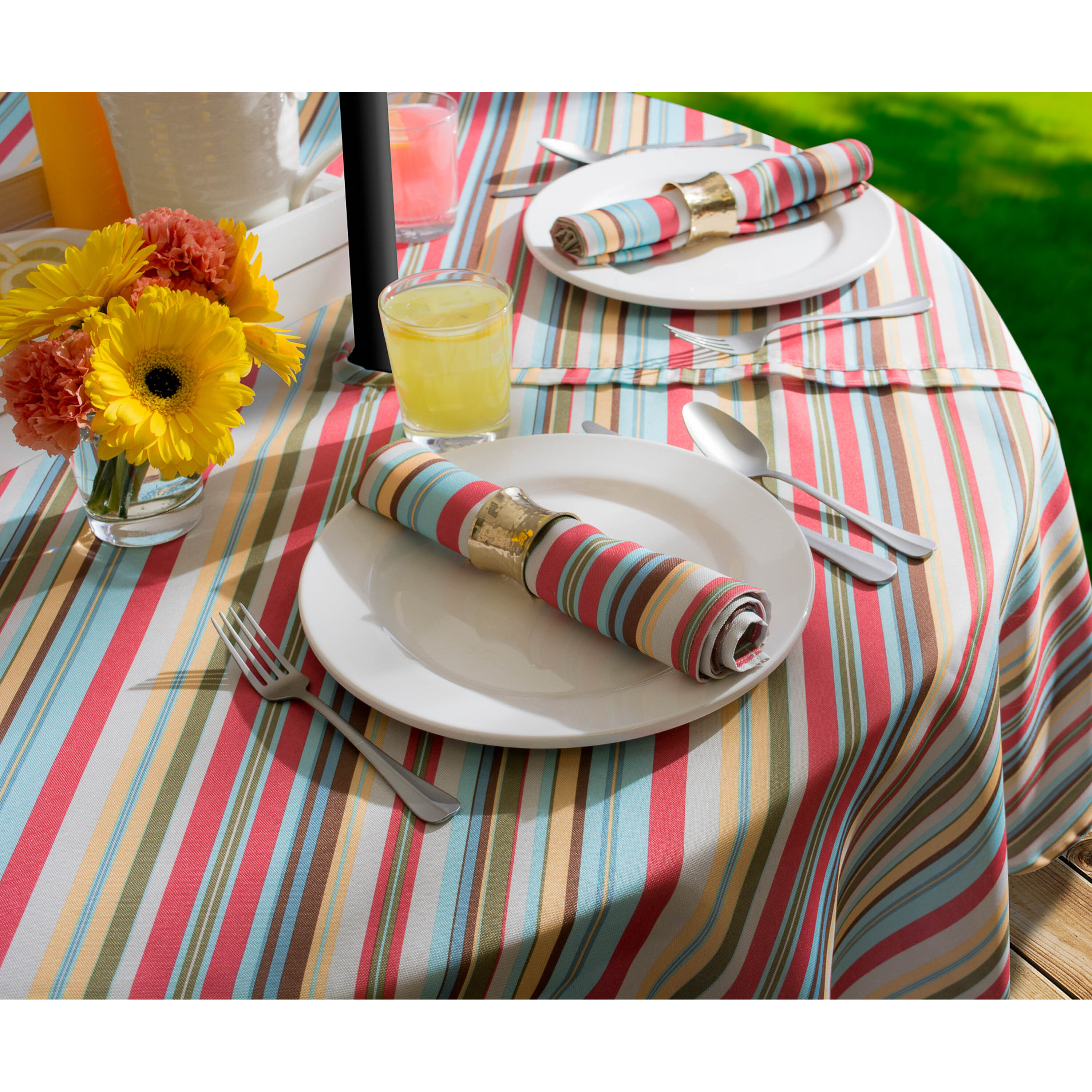 DII Summer Stripe Outdoor Tablecloth With Zipper 60 Round