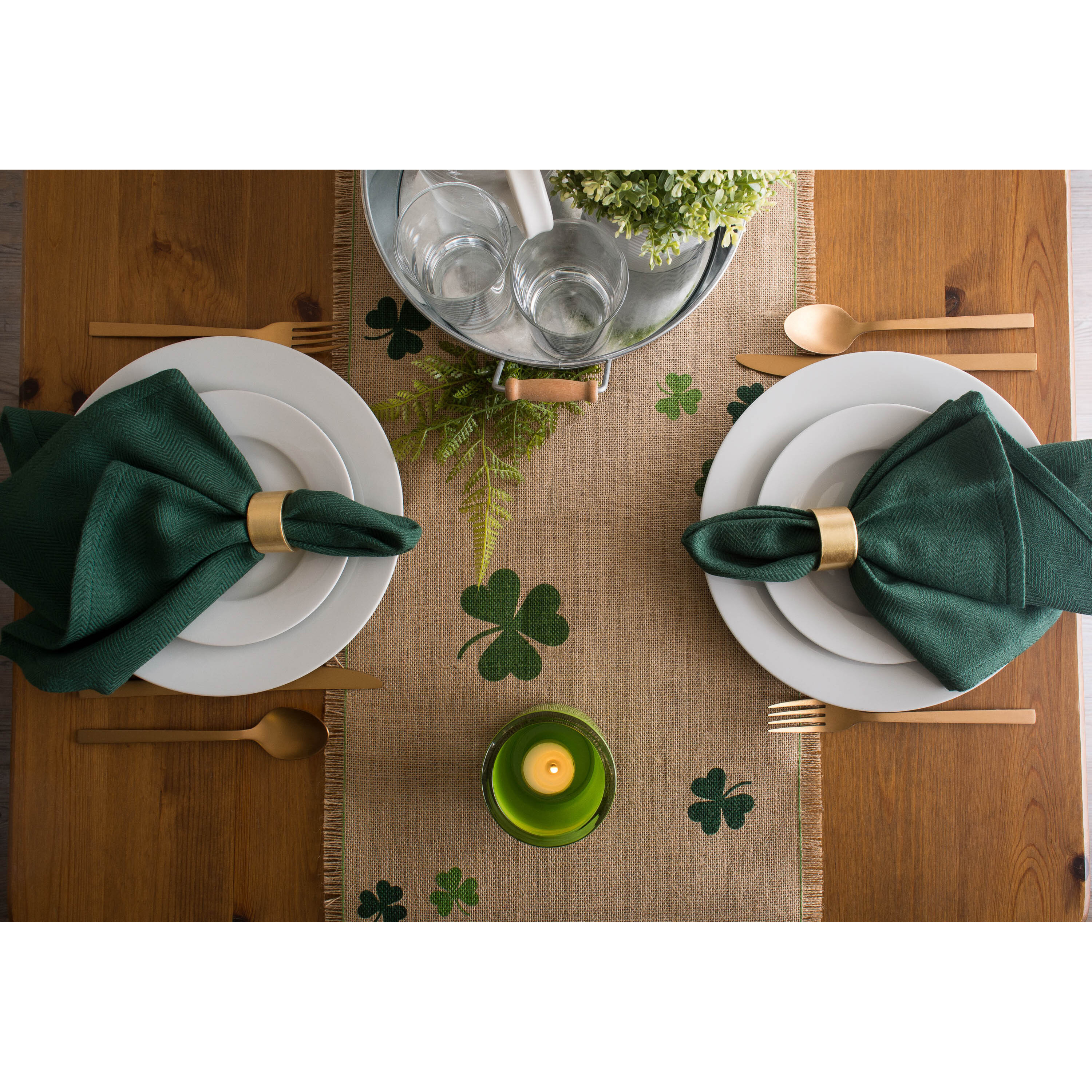 DII Shamrock Printed Jute Table Runner