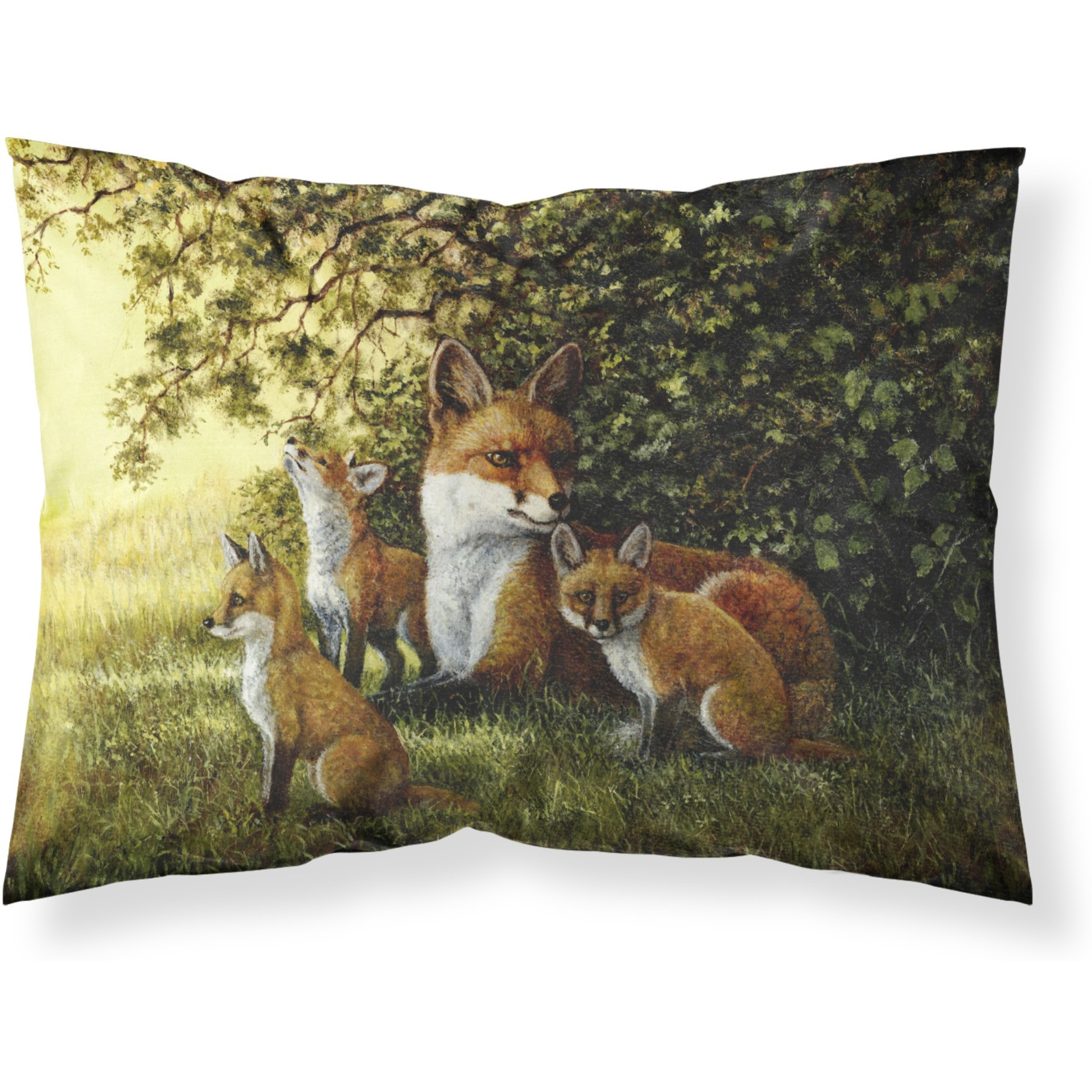 &quotCaroline's Treasures Foxes Resitng under the Tree Fabric Standard Pillowcase BDBA0382PILLOWCASE, Multicolor"
