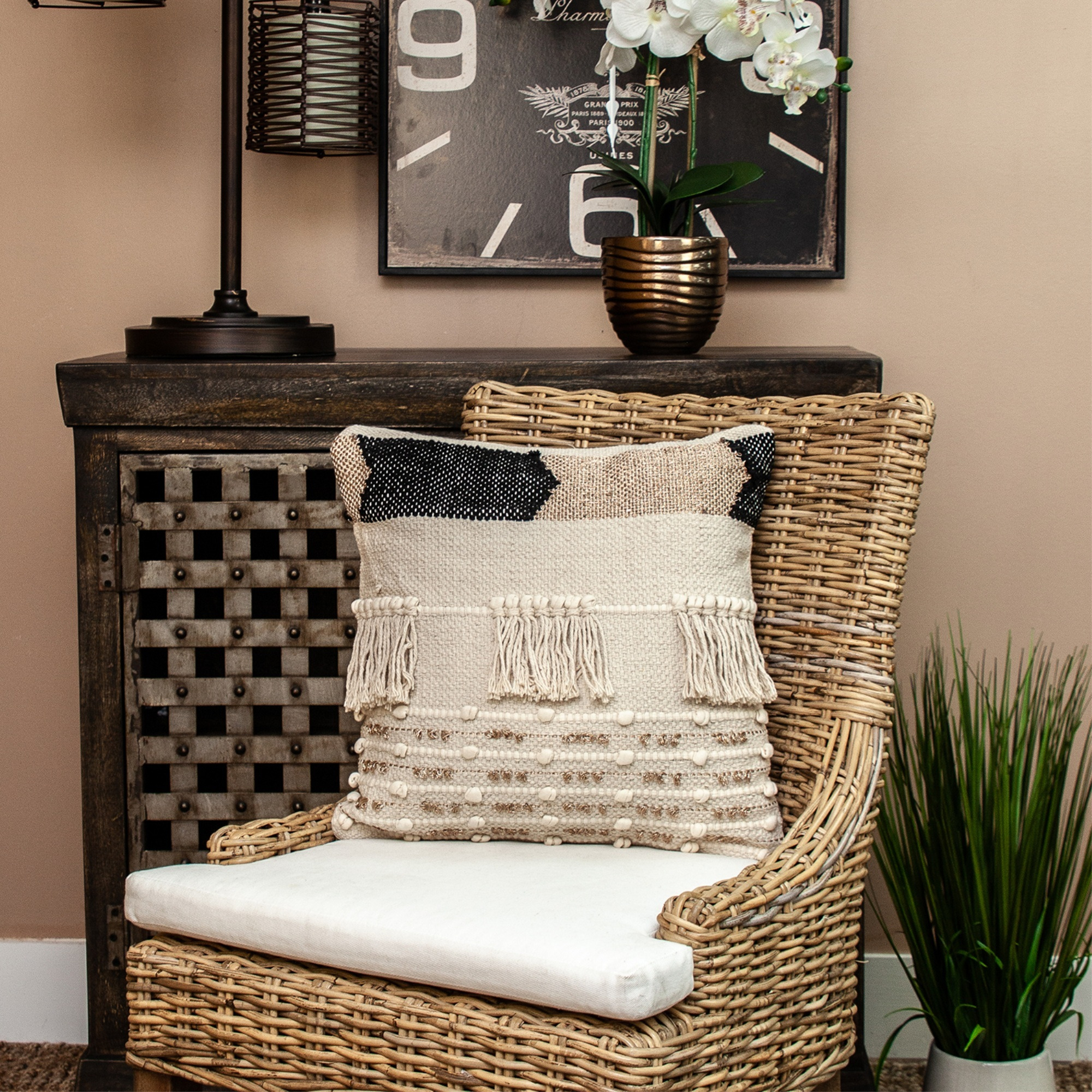 Parkland Collection Taj Transitional Ivory Throw Pillow