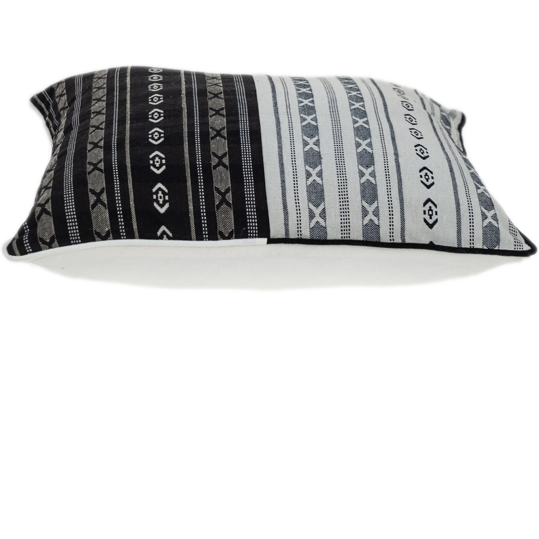 Parkland Collection Max Transitional White Throw Pillow