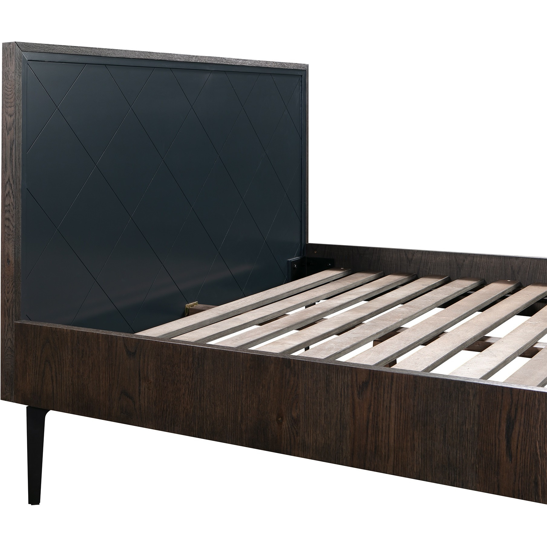 Cross Dark Gray Solid Oak Queen 3pc Bedroom Set