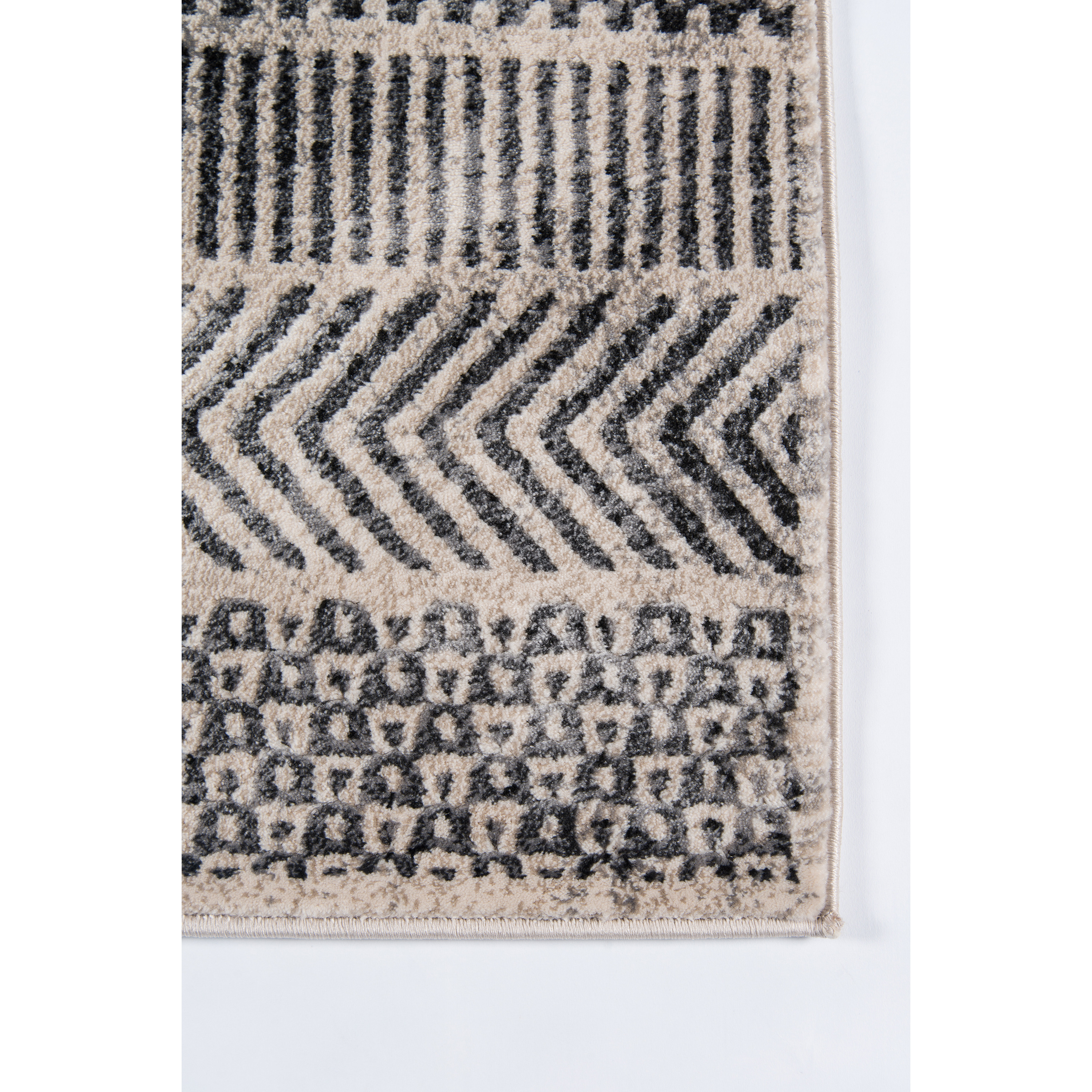Momeni Logan LGN-2 Grey  3'11" X 5'7"