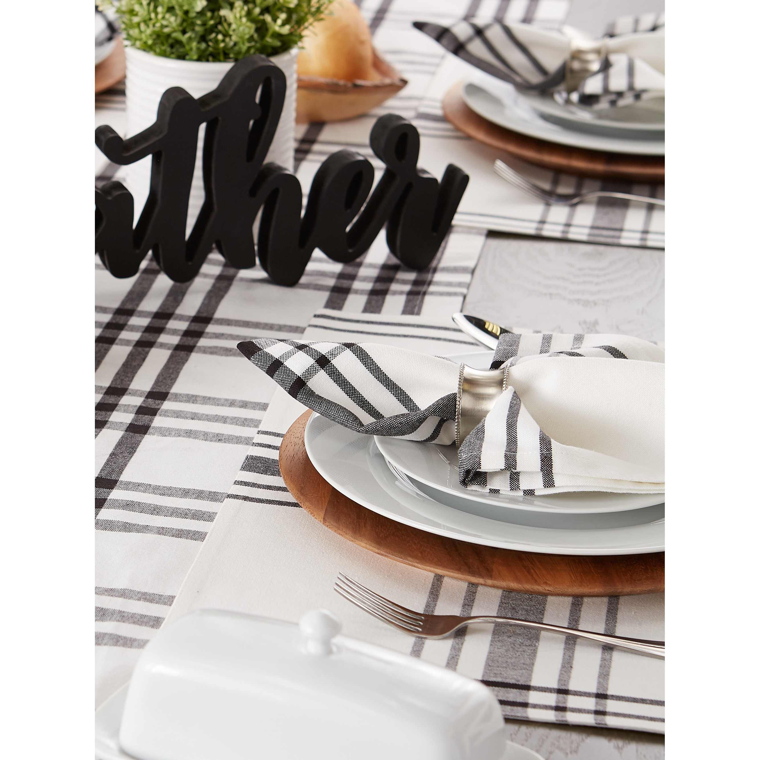 DII Home Sweet Farmhouse Kitchen Textiles, 20x20", Black, 6 Pieces