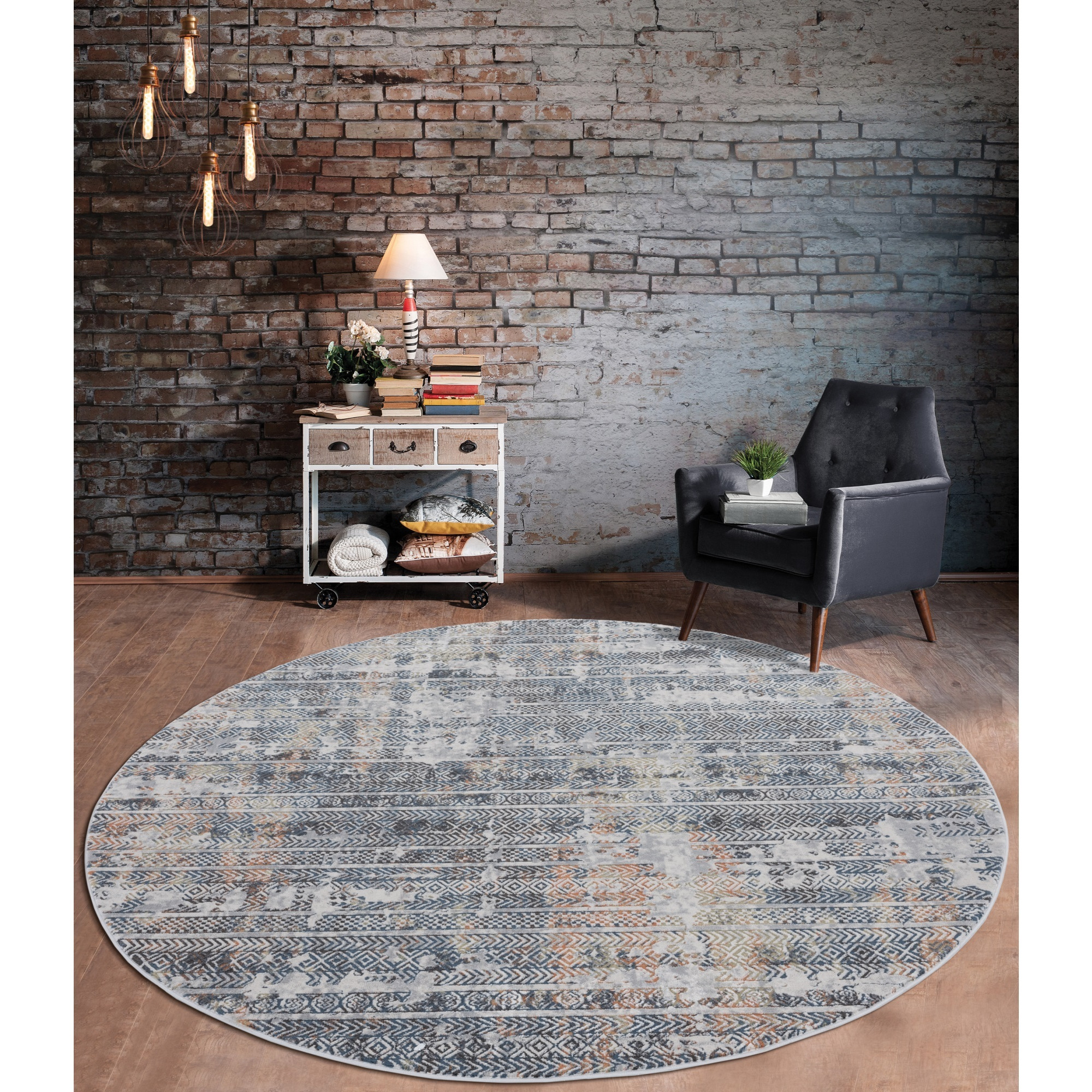 United Weavers Allure River Round Rug 7'10" RD