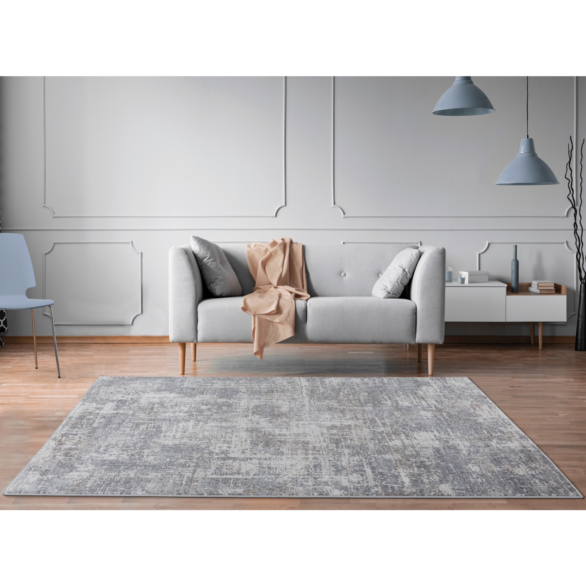 United Weavers Austin Elegance Grey Runner Rug 2'7" x 7'4"