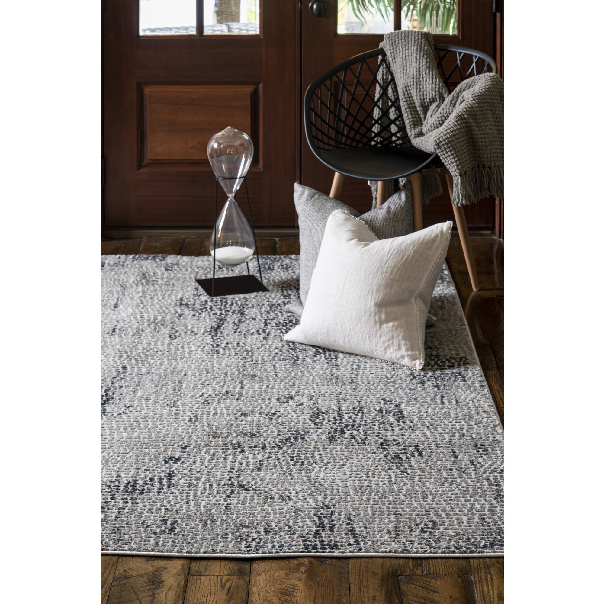 United Weavers Veronica Benidict Grey Area Rug 5'3" x 7'2"