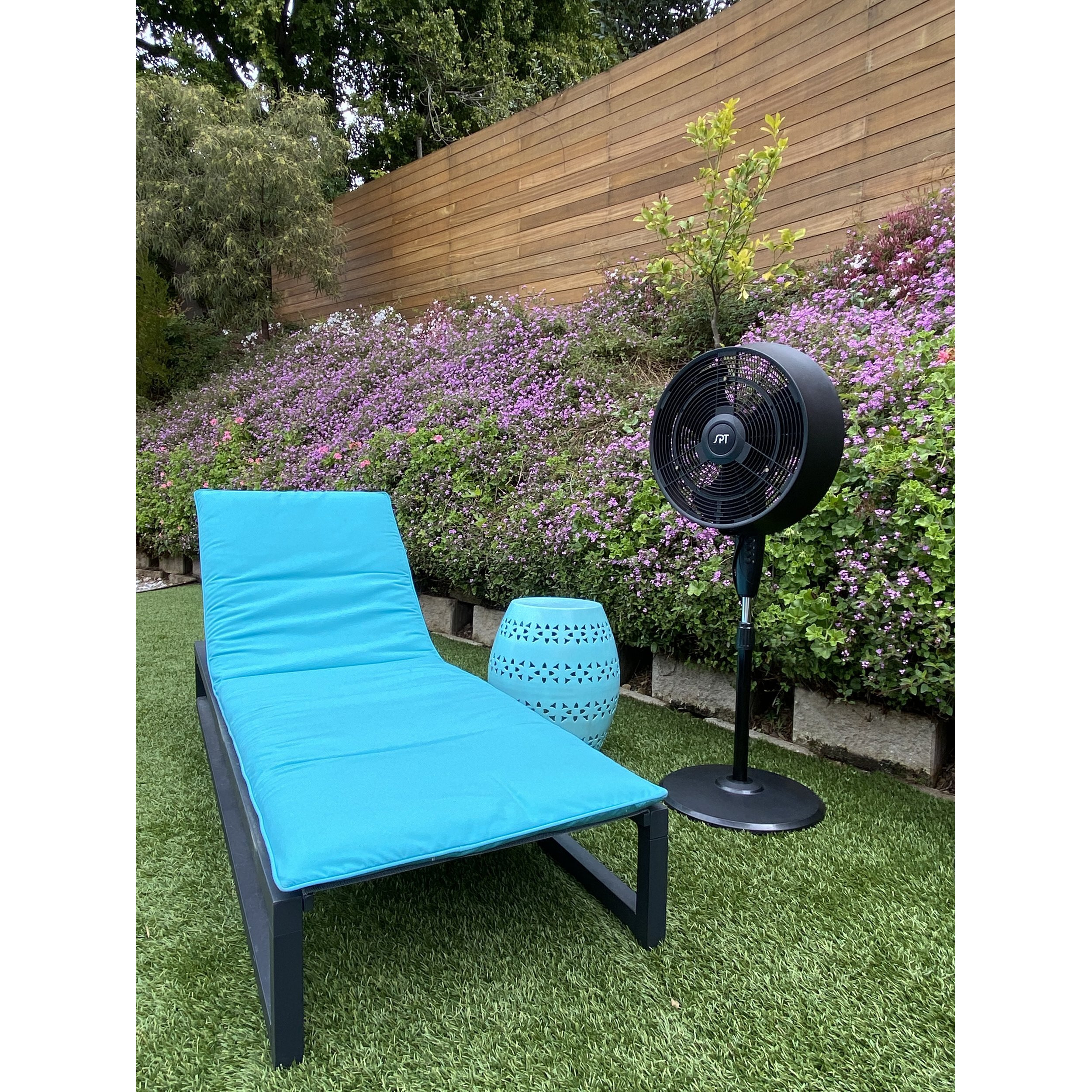 18" Oscillating Misting Fan