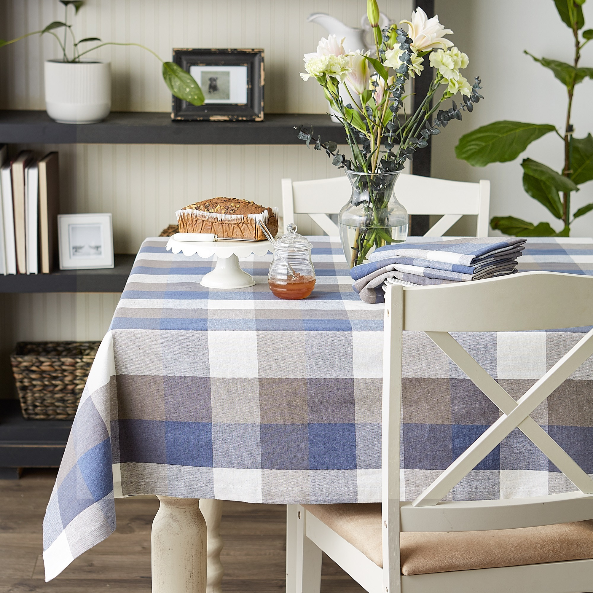 DII French Blue Tri Color Check Tablecloth 70 Round
